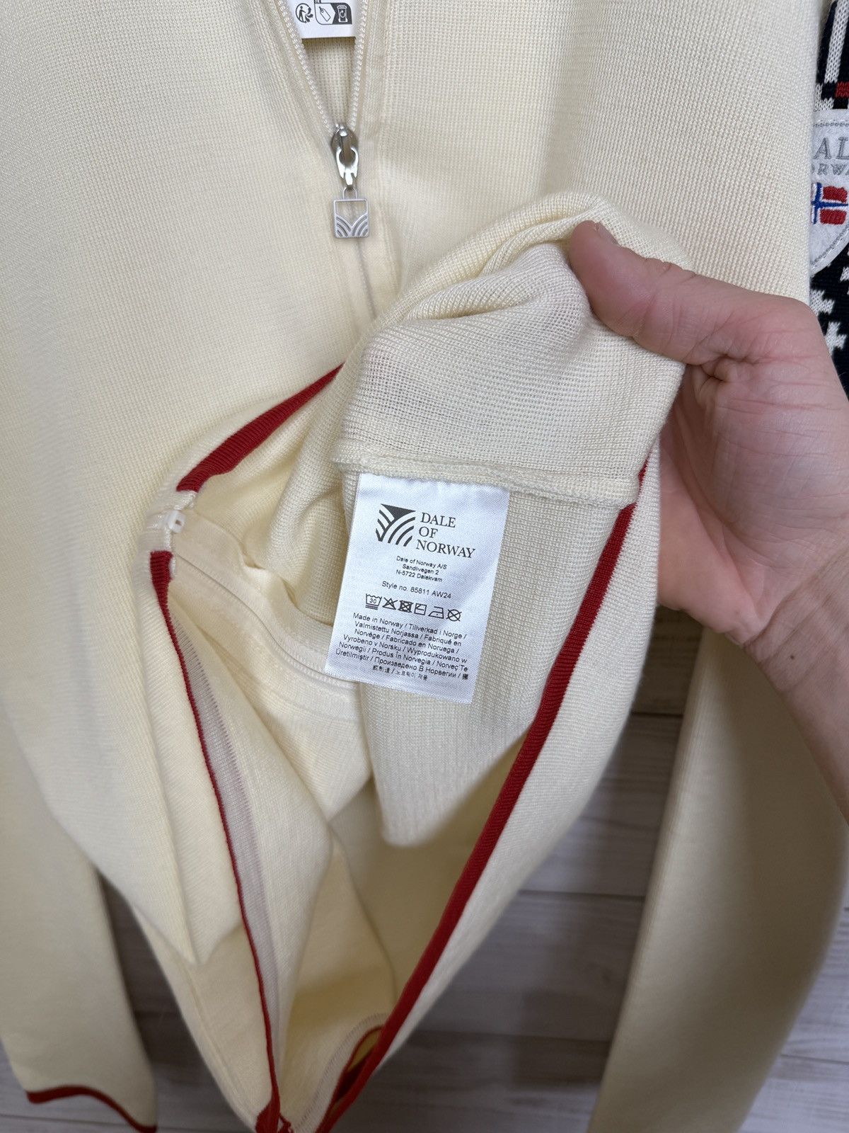 Dale Of Norway DALE OF NORWAY Zip Sweater Size US L / EU 52-54 / 3 - 10 Thumbnail