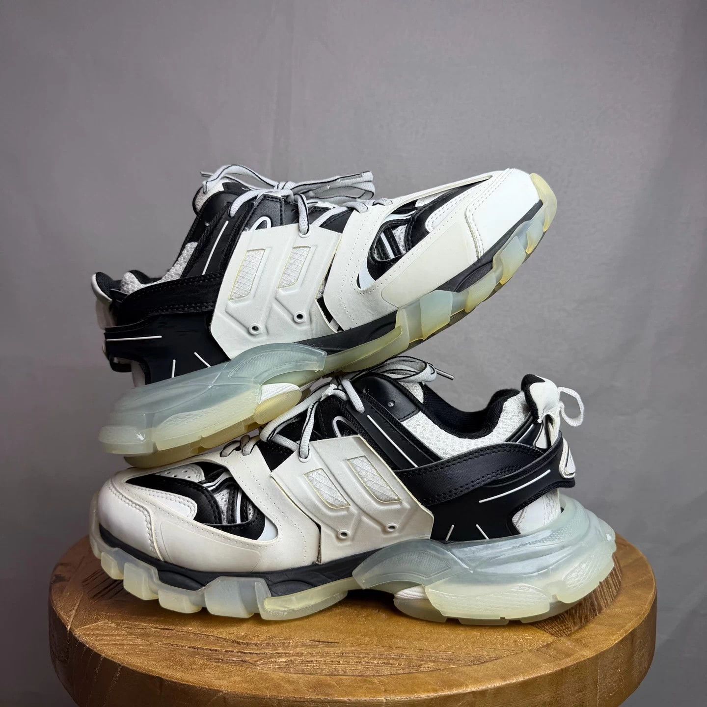 Balenciaga Balenciaga Track "Panda" Dad Shoes (40) 95% New Size US 9.5 / EU 42-43 - 3 Thumbnail