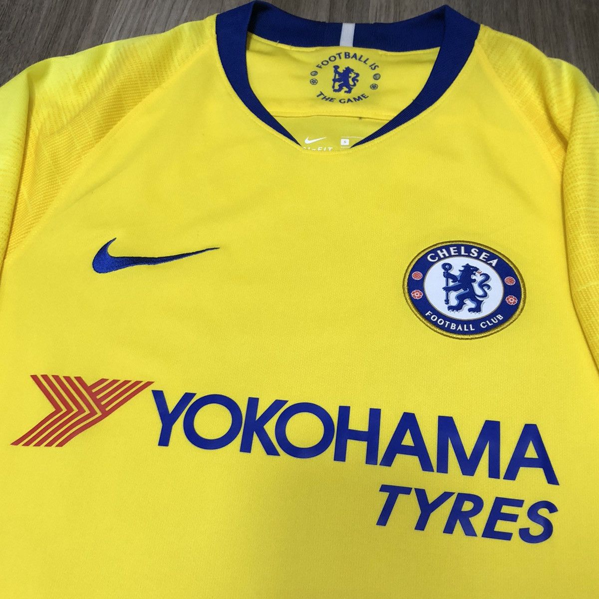 Nike chelsea 18/19 away shirt #18 Giroud Size US S / EU 44-46 / 1 - 3 Thumbnail