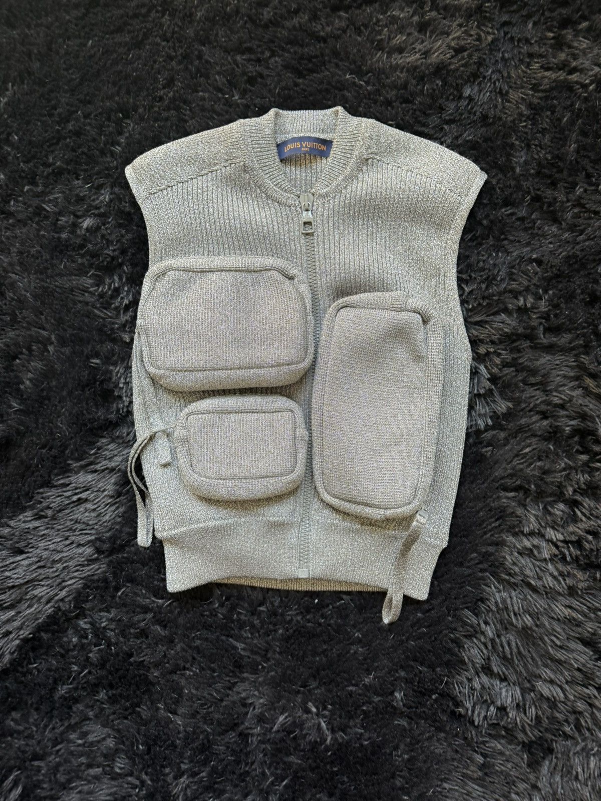 Louis Vuitton Lurex Multi 3D Pocket Gilet Vest Spring 2019 Size US L / EU 52-54 / 3 - 1 Thumbnail