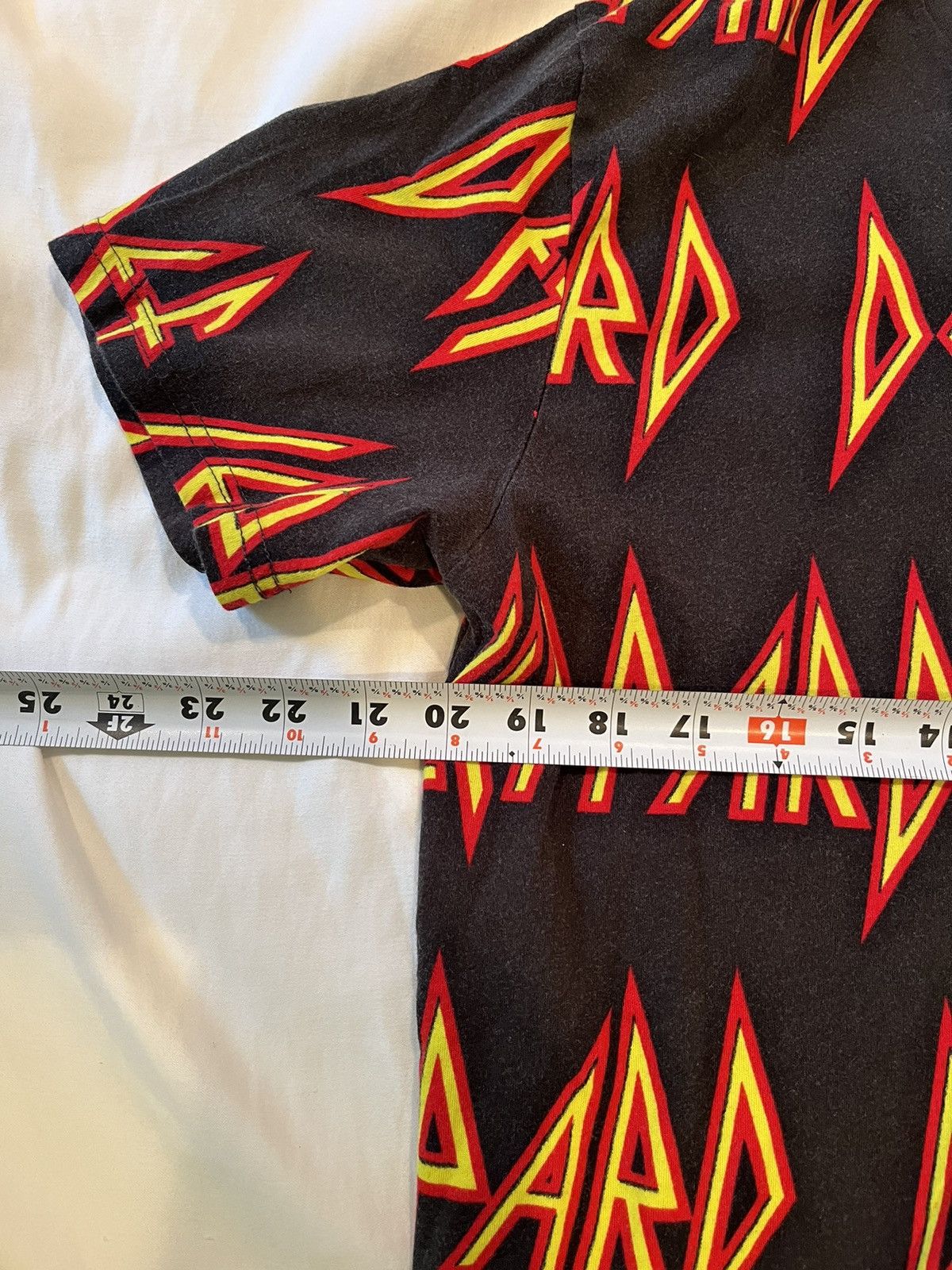 Def Leppard 2019 Def Leppard all over print tshirt Size US L / EU 52-54 / 3 - 3 Thumbnail