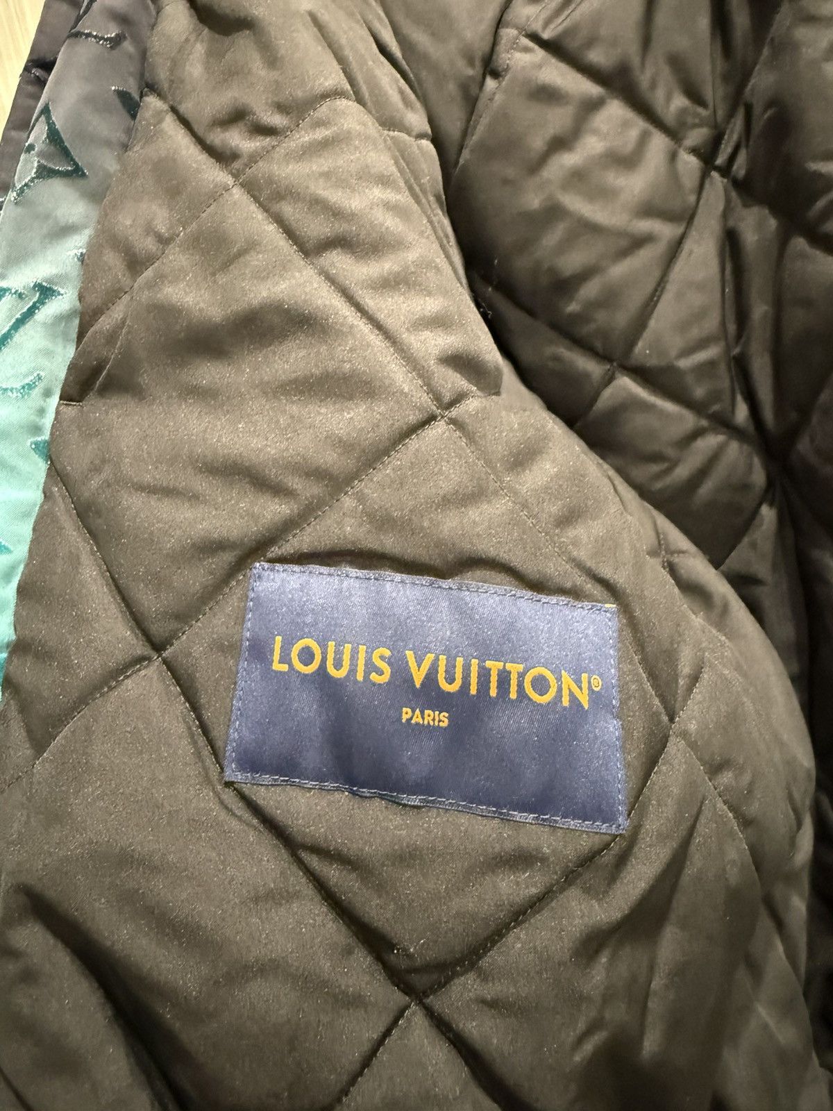 Louis Vuitton Louis Vuitton Gradient Flocked Monogram Bomber Jacket Size US M / EU 48-50 / 2 - 11 Thumbnail