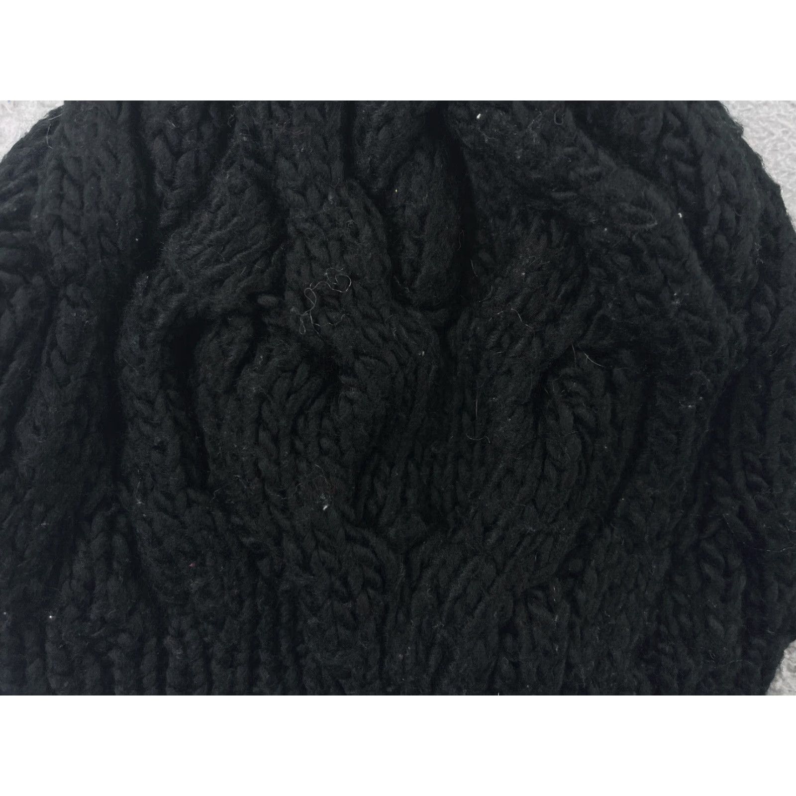 Forever 21 FOREVER 21 Beanie Toque Womens One Size Black Cable Knit 100% Acrylic Snow Ski - Hat - Beanie - Women - One Size - Black - Ski Theme Size ONE SIZE - 2 Thumbnail