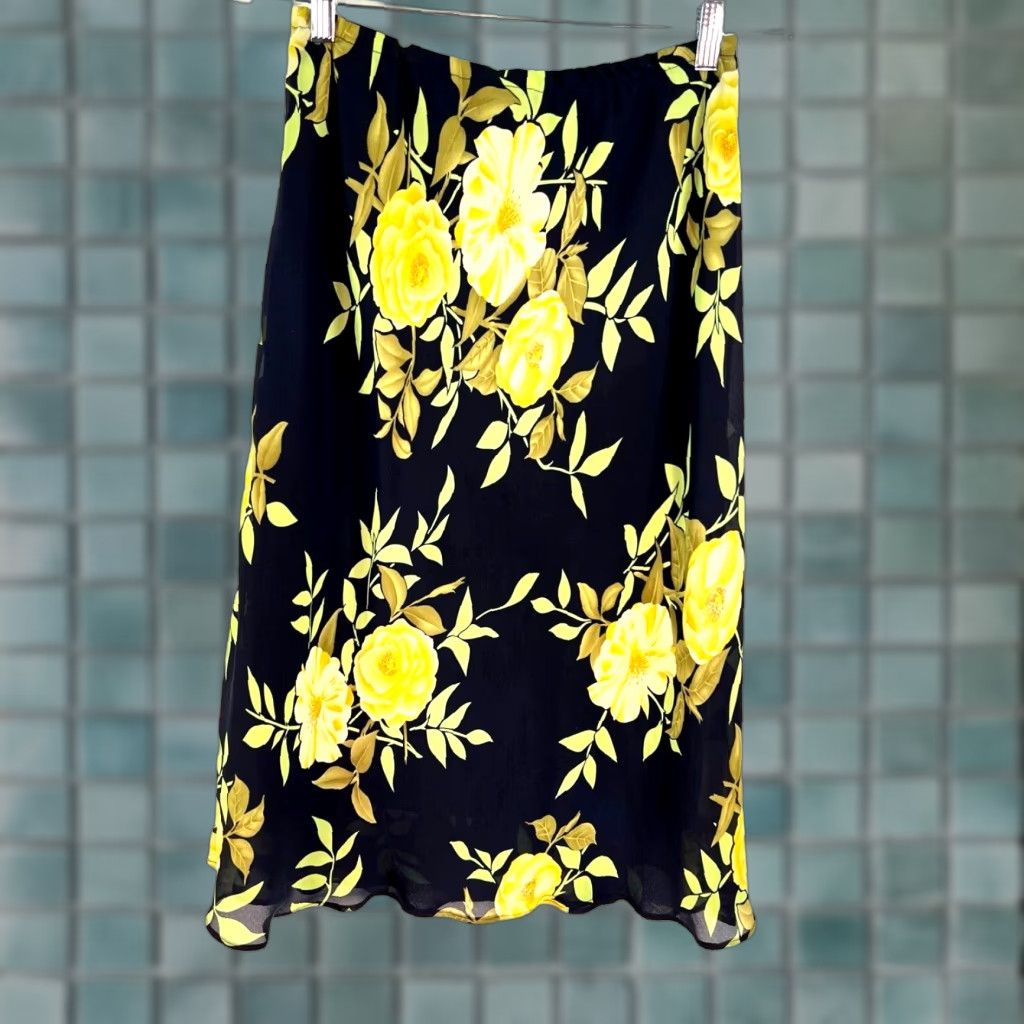 Vintage VINTAGE Floral Lined Maxi Skirt Womens Size S Black Yellow Polyester 70's 80's Size 28" / US 6 / IT 42 - 1 Thumbnail