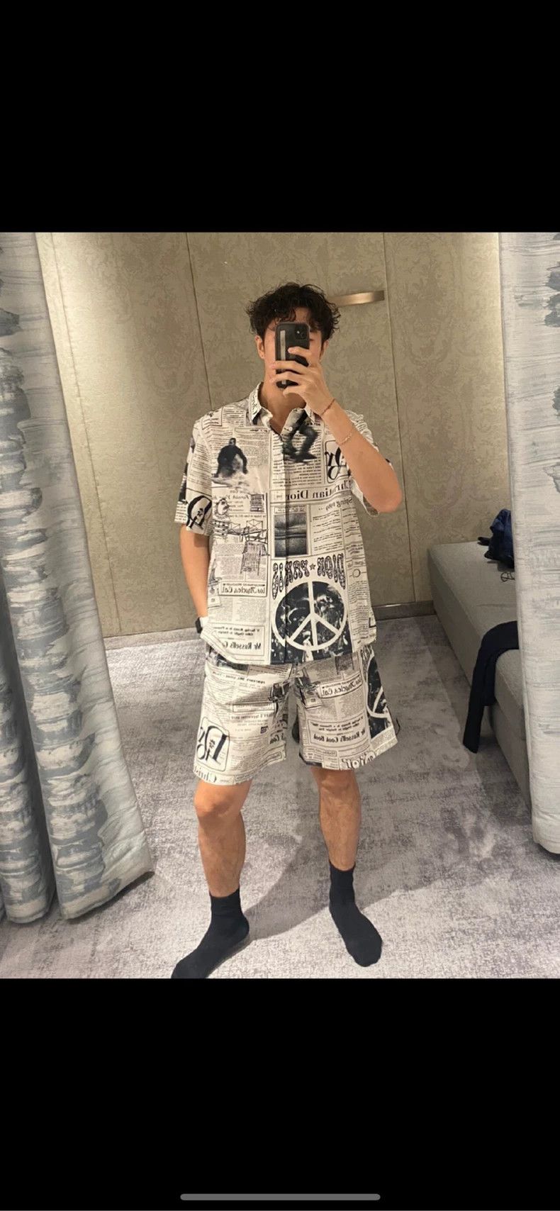 Dior Dior Size M Newspaper shorts 2504-Nextarrow Size US 32 / EU 48 - 7 Thumbnail
