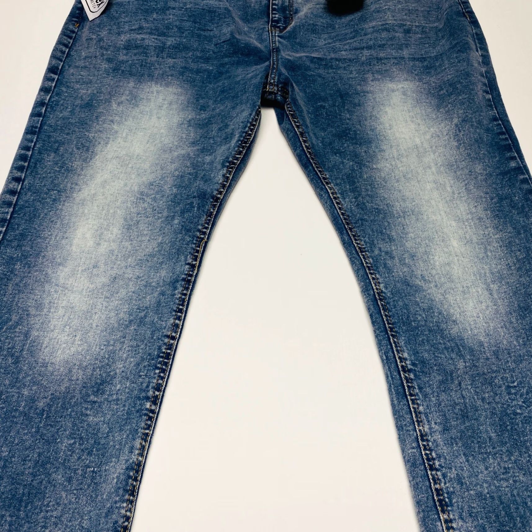 Vintage Cultura Jeans Men's 48x32 Blue Light Wash Straight Whiskers Stretch NWT 7775 Size US 32 / EU 48 - 3 Thumbnail
