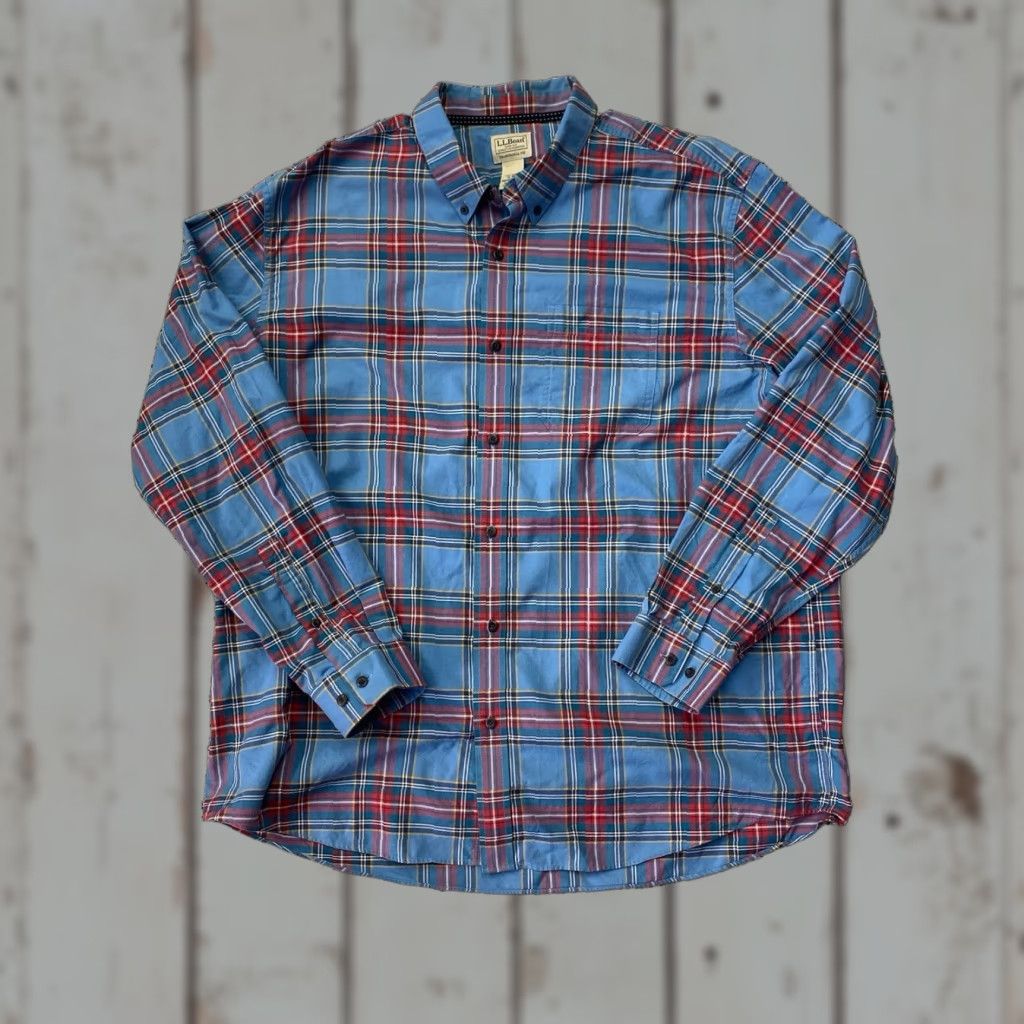 Vintage VINTAGE L.L. Bean Shirt Mens XL Blue Red Plaid Flannel Freeport Maine EUC Size US XL / EU 56 / 4 - 1 Thumbnail