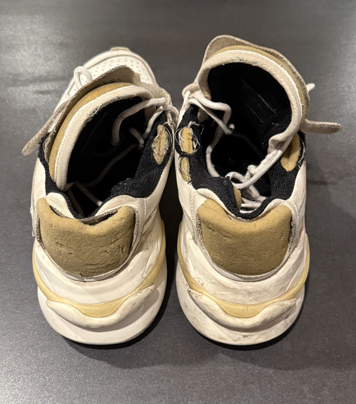 Maison Margiela Maison Margiela Retro Fit Artisanal Distressed Sneaker Size US 11 / EU 44 - 2 Thumbnail