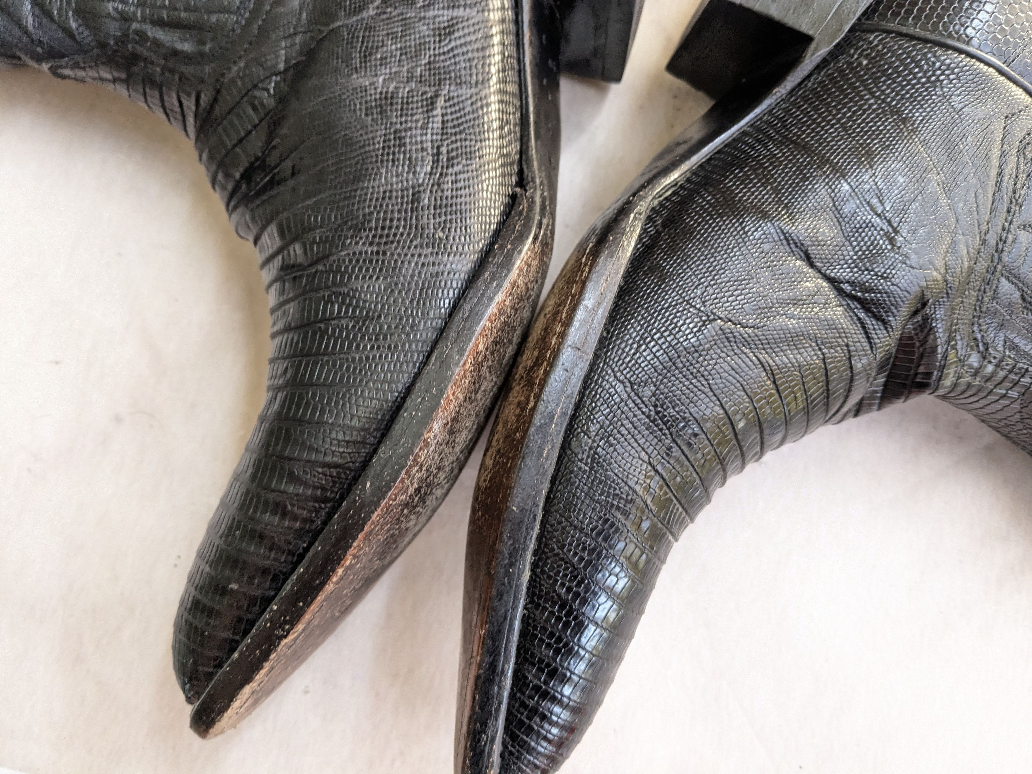 Dan Post Dan Post Cowboy Boots Lizard Black 10.5 D USA Western Size US 10.5 / EU 43-44 - 12 Thumbnail