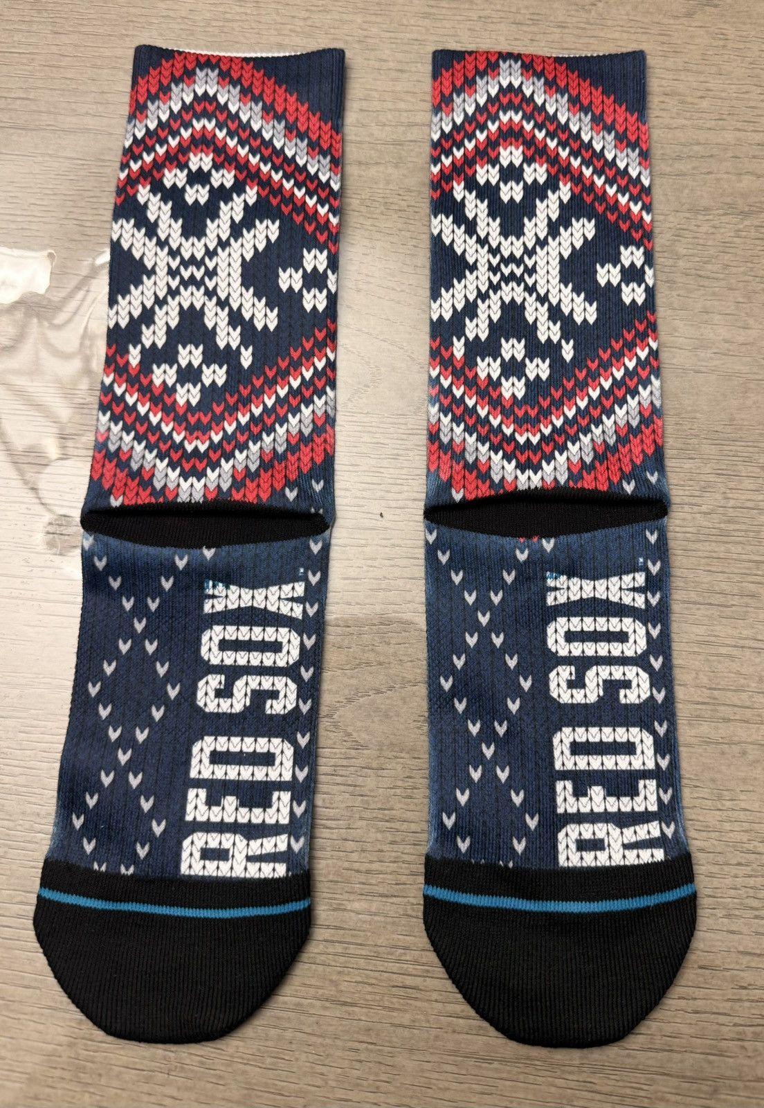 Other 2 Pairs of Boston Red Sox Christmas Socks Size ONE SIZE - 2 Thumbnail