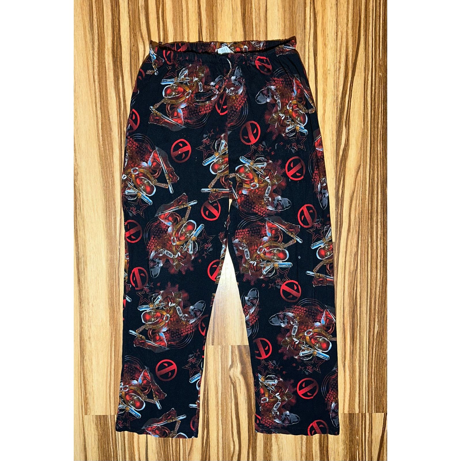 Marvel Comics Marvel Dead Pool Pajamas Size XL Size US XL / EU 56 / 4 - 1 Thumbnail