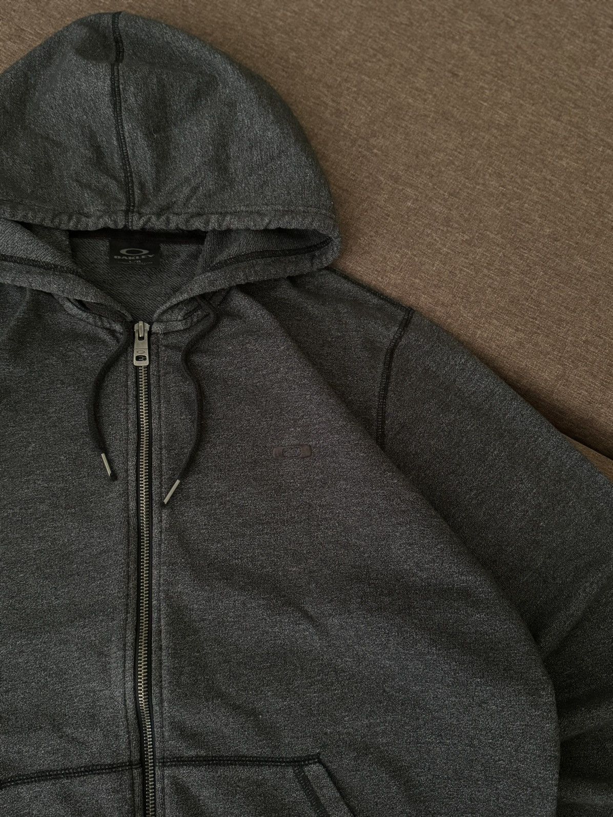 Oakley Vintage Oakley Y2K oversized hoodie Size US L / EU 52-54 / 3 - 4 Thumbnail