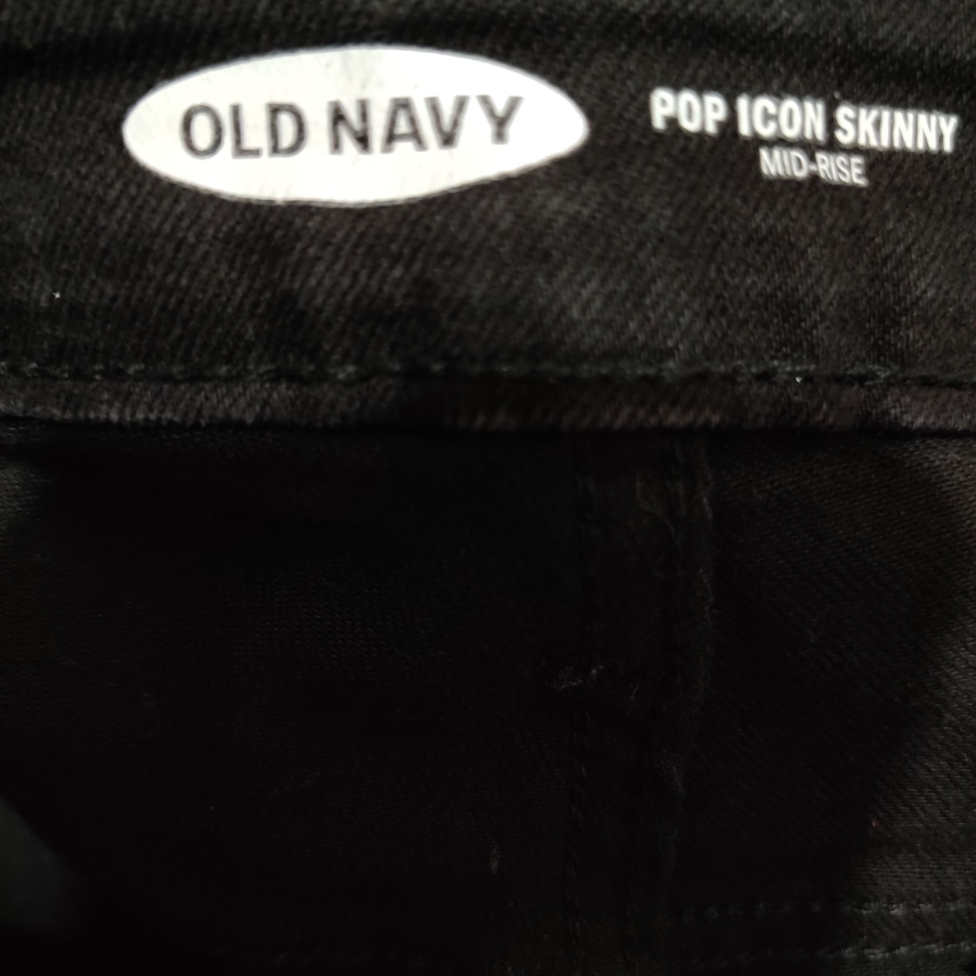Old Navy Old Navy 8T Pop Icon Skinny mid rise distressed black jeans Size 30" / US 8 / IT 44 - 6 Thumbnail