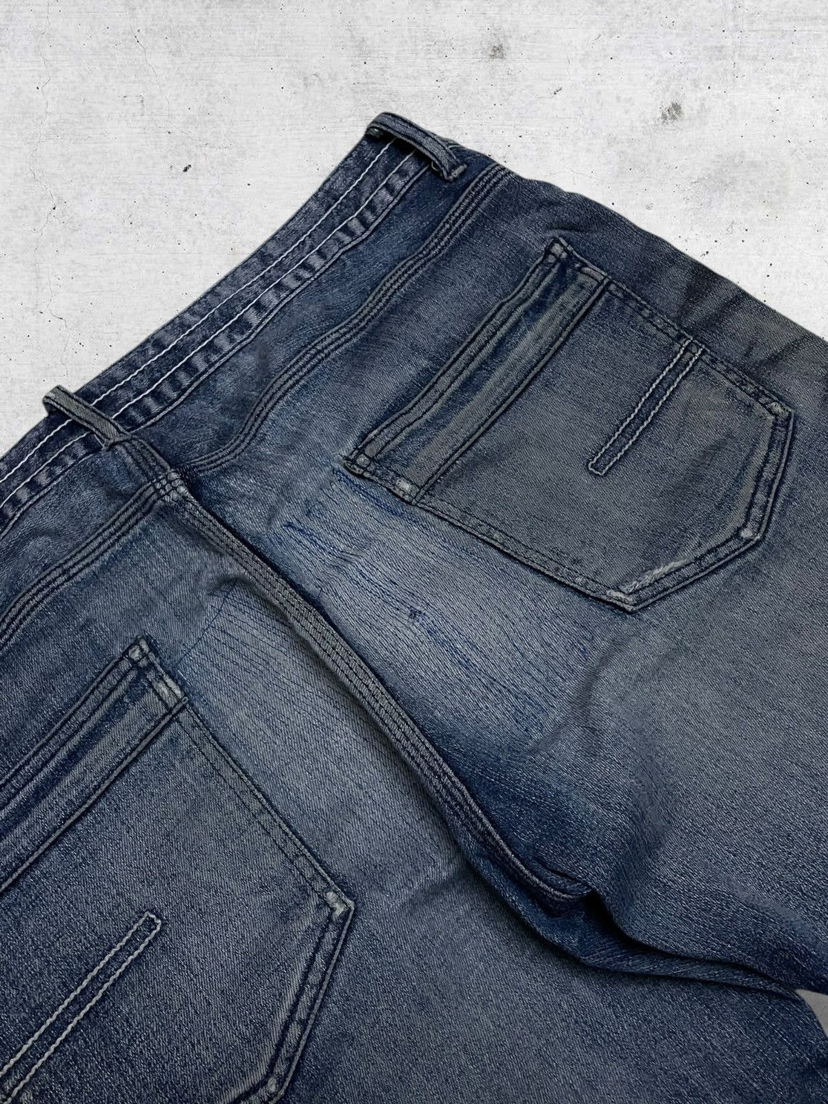semanticdesign RARE VINTAGE HIGH STREET JAPAN CRAFTMANSHIP DISTRESSED DENIM Size US 33 - 16 Thumbnail