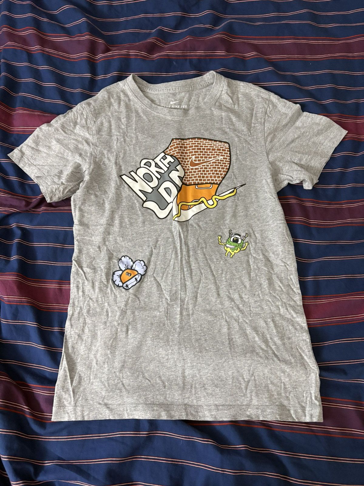 Nike Custom Nike Shirt Size US XS / EU 42 / 0 - 1 Thumbnail