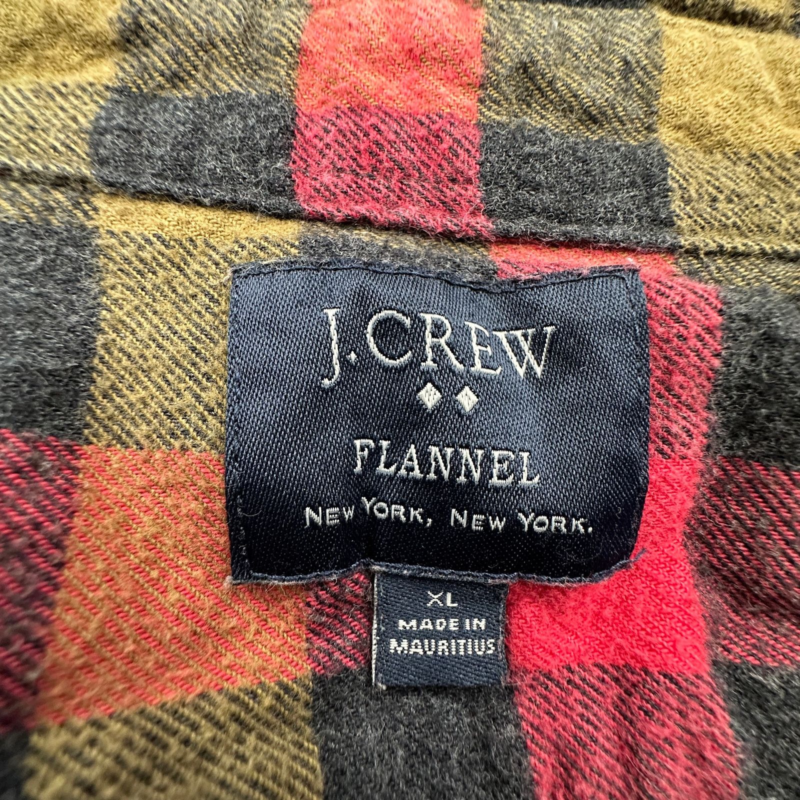 J.Crew J Crew Flannel Plaid Long Sleeve Button Up Shirt Men XL Red Size US XL / EU 56 / 4 - 2 Thumbnail