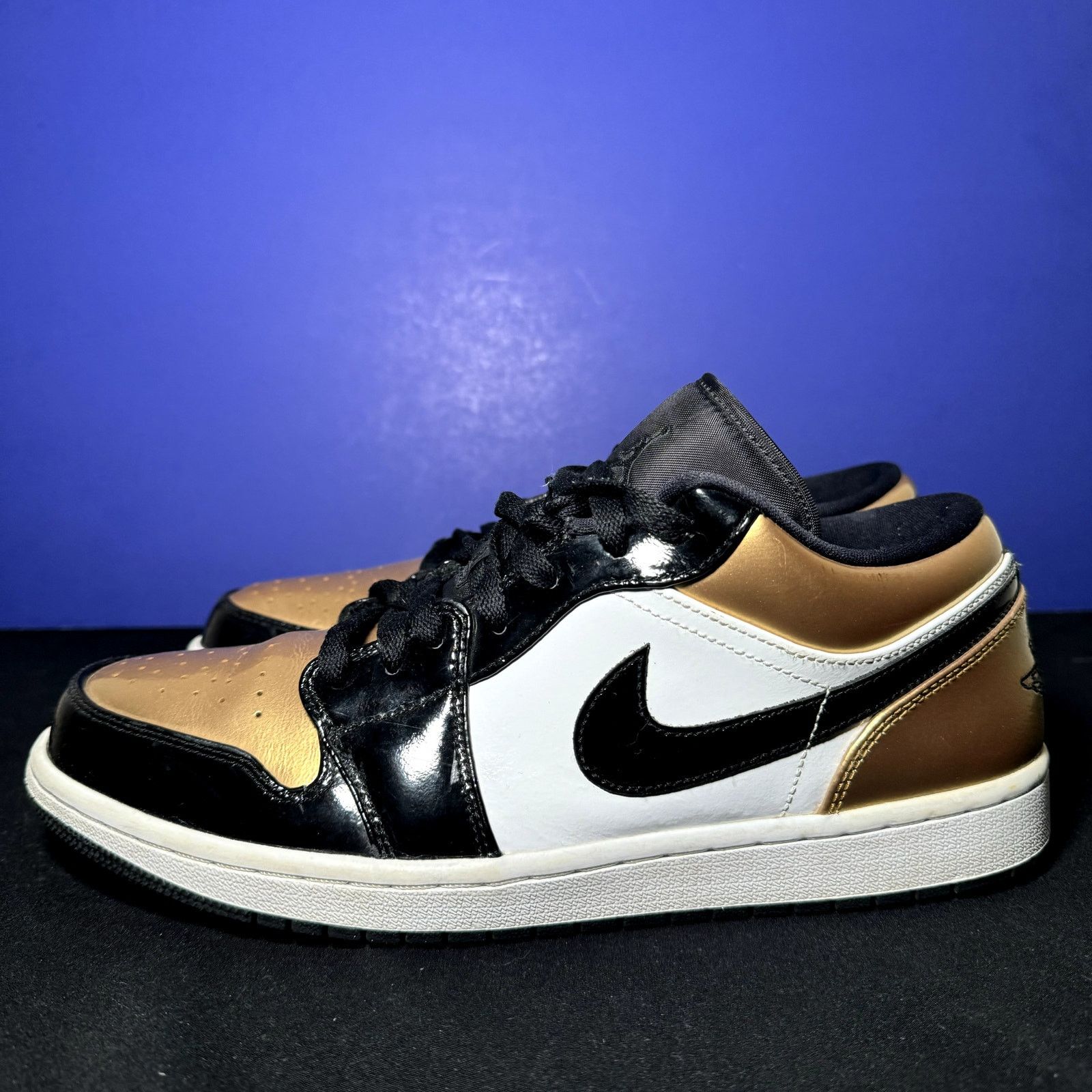 Jordan Brand × Nike Size 11 - Nike Air Jordan 1 Low Gold Toe Men's Shoes Size US 11 / EU 44 - 8 Thumbnail