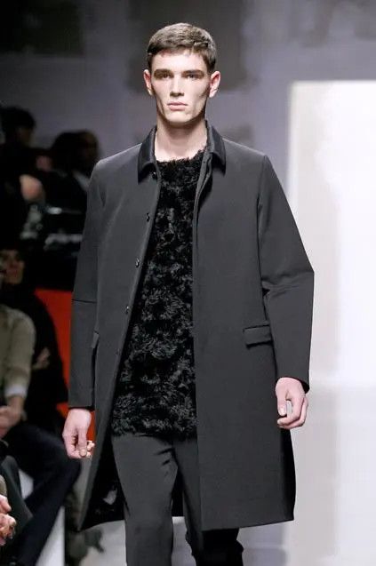 Prada Prada Black Mohair Fur Vest FW 2007 Runway Size US S / EU 44-46 / 1 - 8 Thumbnail