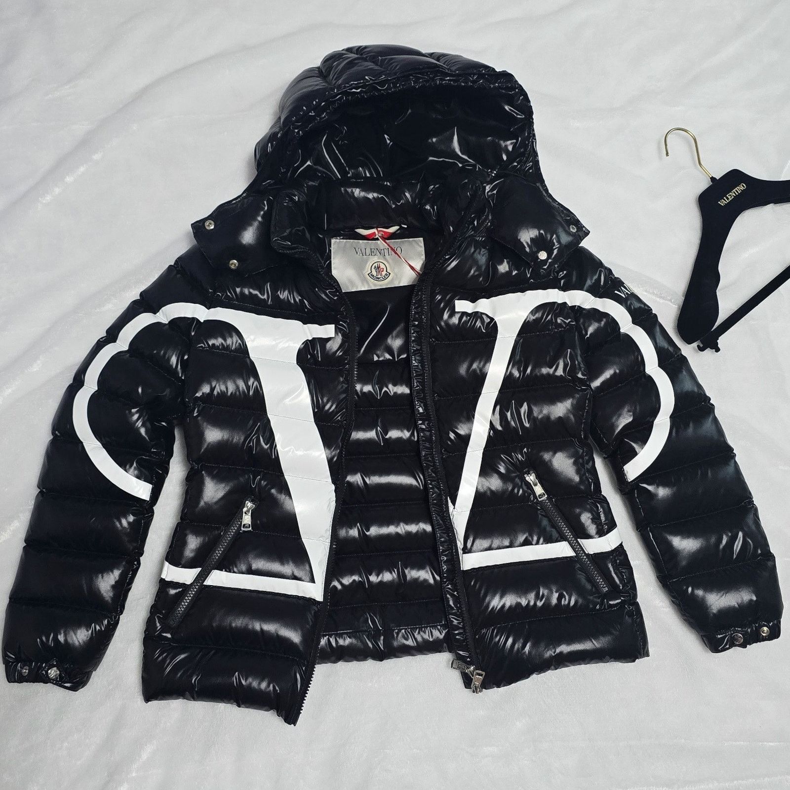 Valentino x Moncler VLogo Hooded Down Jacket Size 38 (XS)
