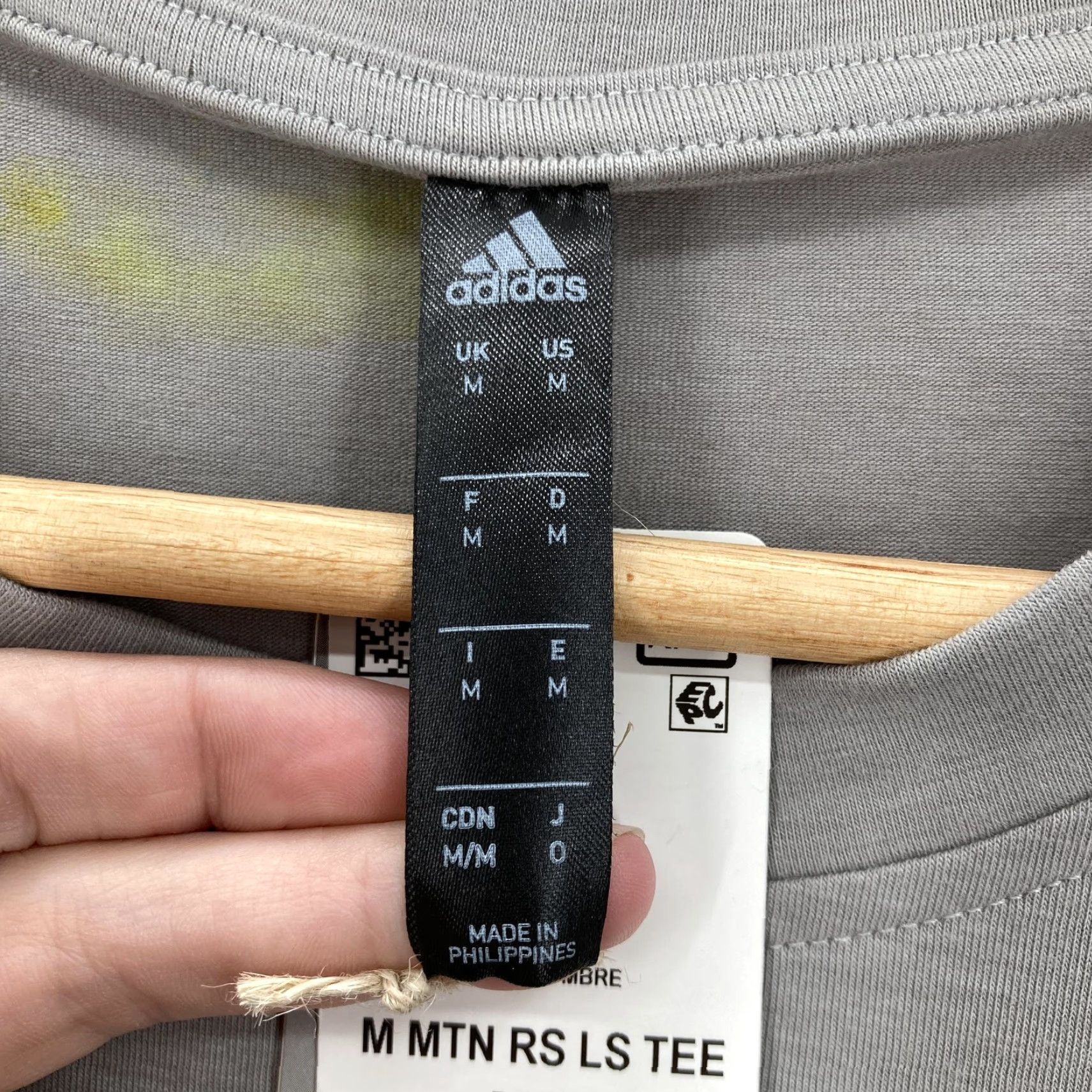 Adidas Adidas Shirt Mens Medium Gray Long Sleeve Performance Stretch Casual Training Aeroready Moisture Wicking Size US M / EU 48-50 / 2 - 6 Thumbnail