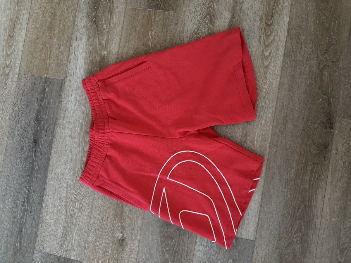 Diesel DIESEL P-CROW MEGOVAL SHORTS Size US 32 / EU 48 - 1 Thumbnail