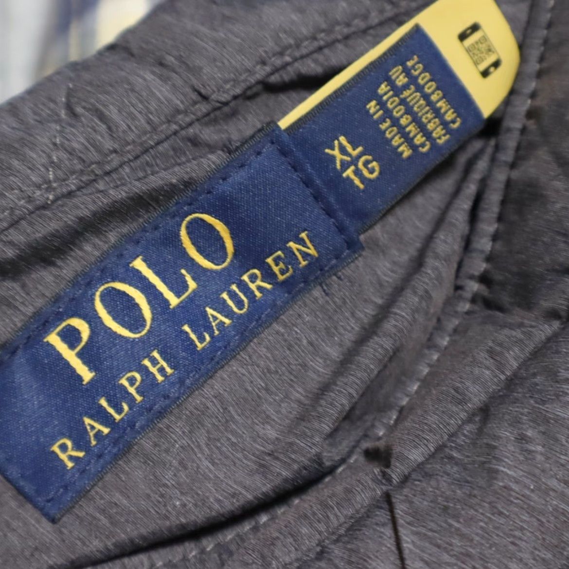 Polo Ralph Lauren Polo Ralph Lauren Quilted Reversible Vest Jacket Charcoal Men's XL Shirt Jacket Mens XL Quilted Reversible Vest Charcoal Polo Ralph Lauren Mock Jacket Size US XL / EU 56 / 4 - 7 Thumbnail