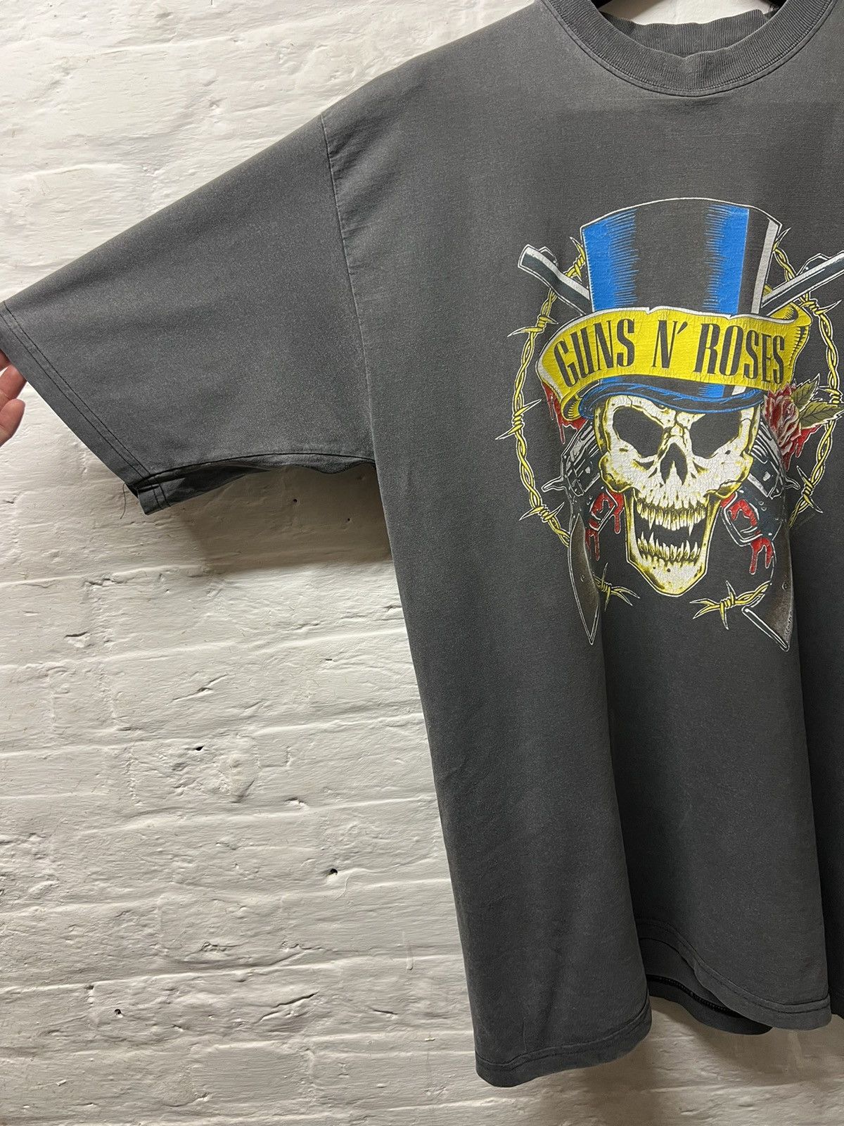 Band Tees guns & roses vintage band shirt Vintage Size US L / EU 52-54 / 3 - 4 Thumbnail