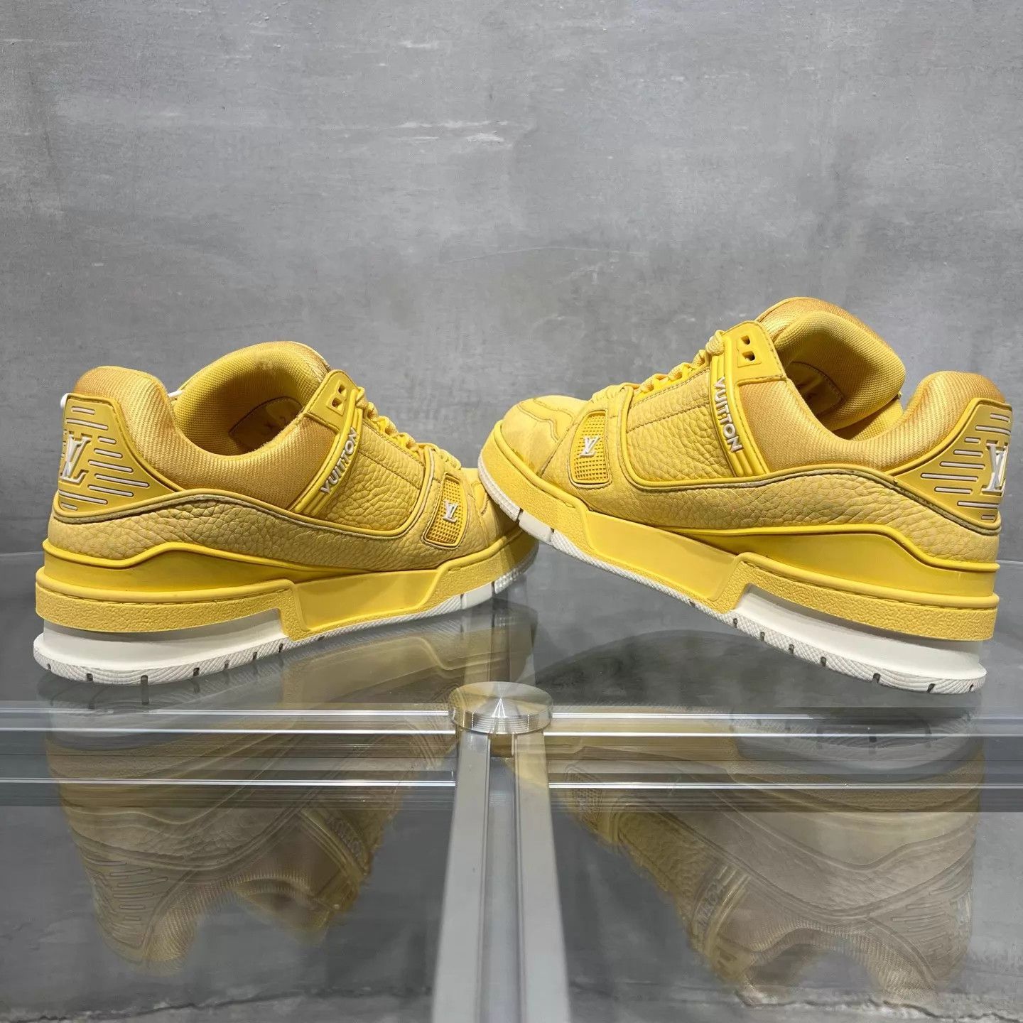 Louis Vuitton LV Trainer White Yellow UK4 38 Size US 7.5 / IT 37.5 - 5 Thumbnail