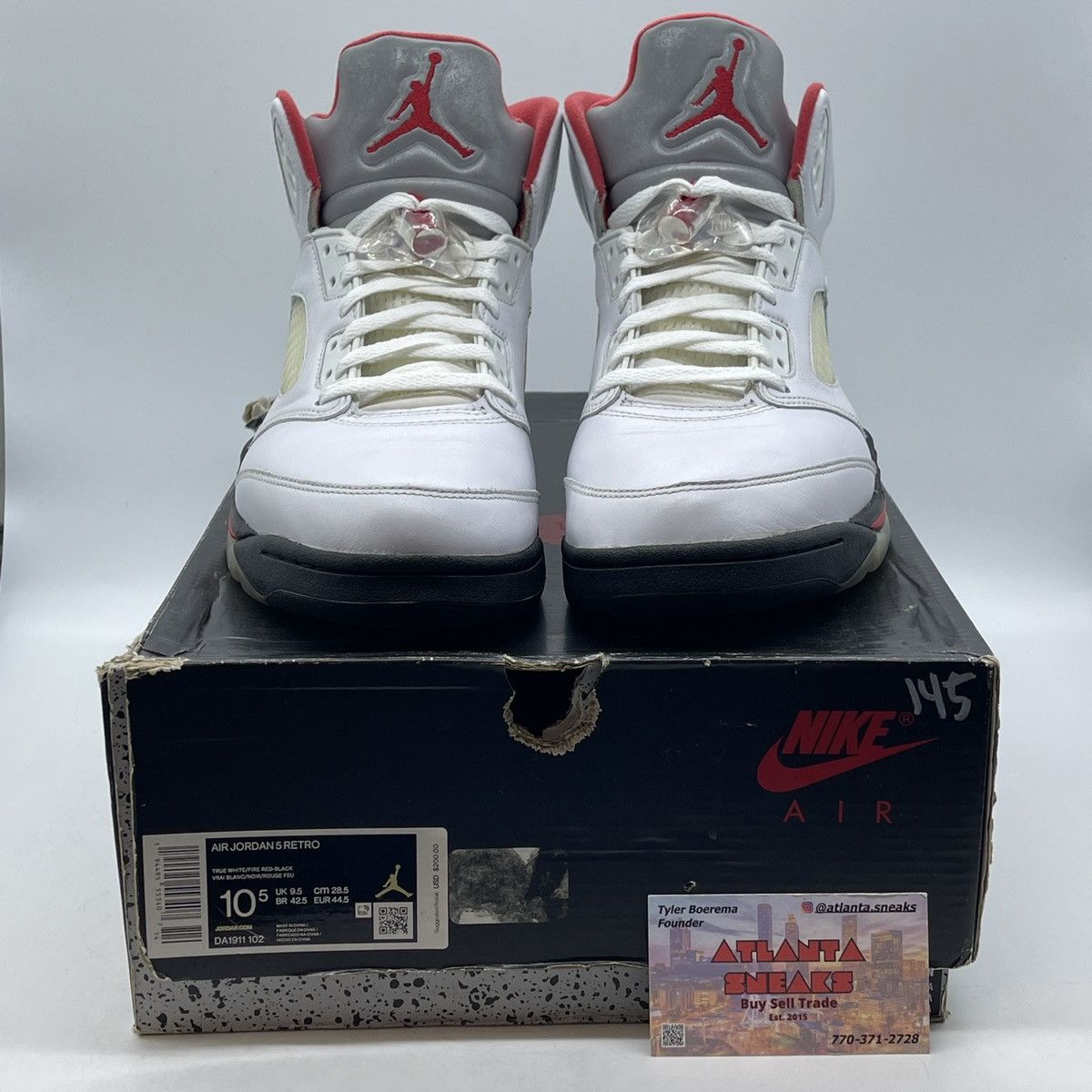 Jordan Brand Air Jordan 5 fire red Size US 10.5 / EU 43-44 - 2 Thumbnail