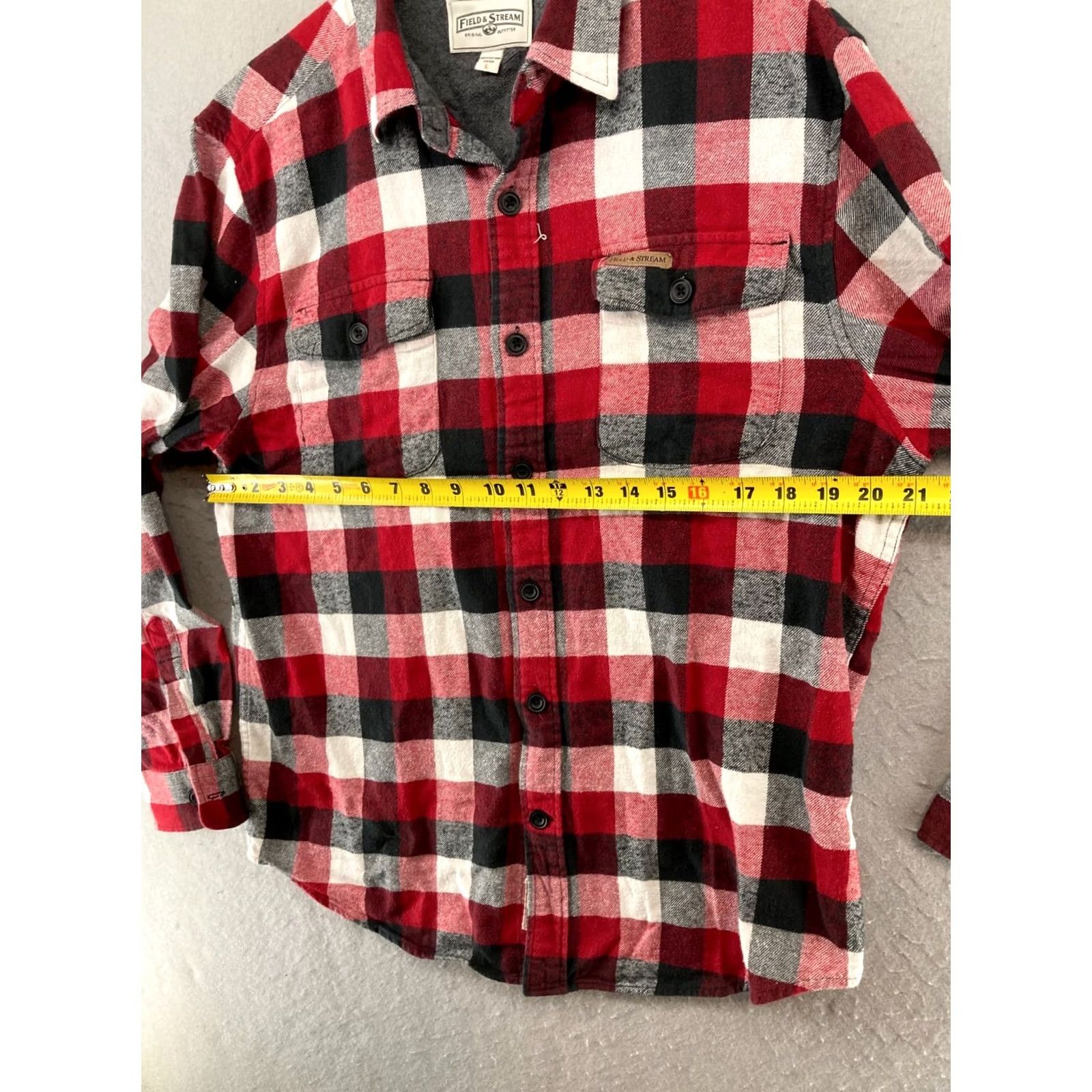 Vintage Field and Stream Mens Shirt L Heavyweight Red Plaid Flannel Button-Up Pocketed Cotton Distinct Casual Wear Mens L Red Plaid Fields and Stream Shirt Size US L / EU 52-54 / 3 - 2 Thumbnail