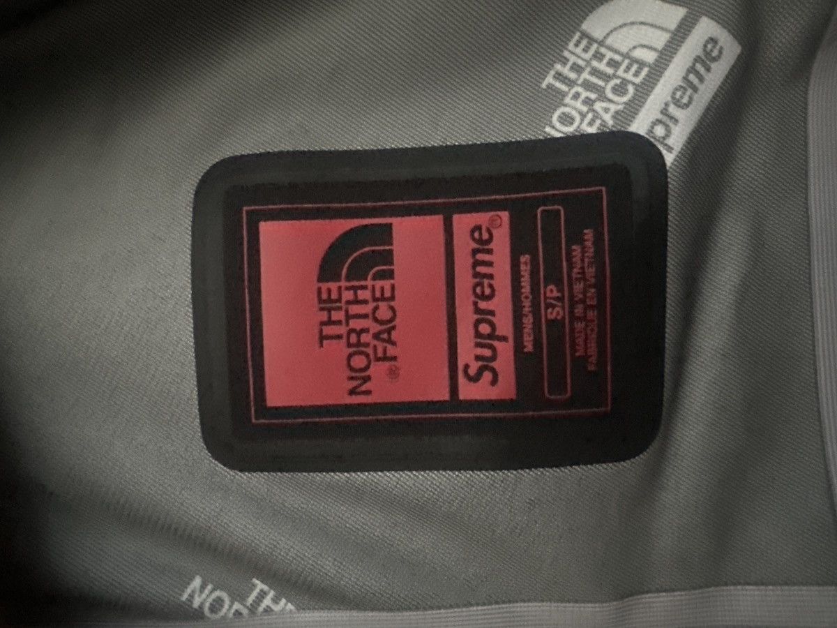 Supreme × The North Face Supreme North Face Split Shell Jacket Size US S / EU 44-46 / 1 - 10 Thumbnail