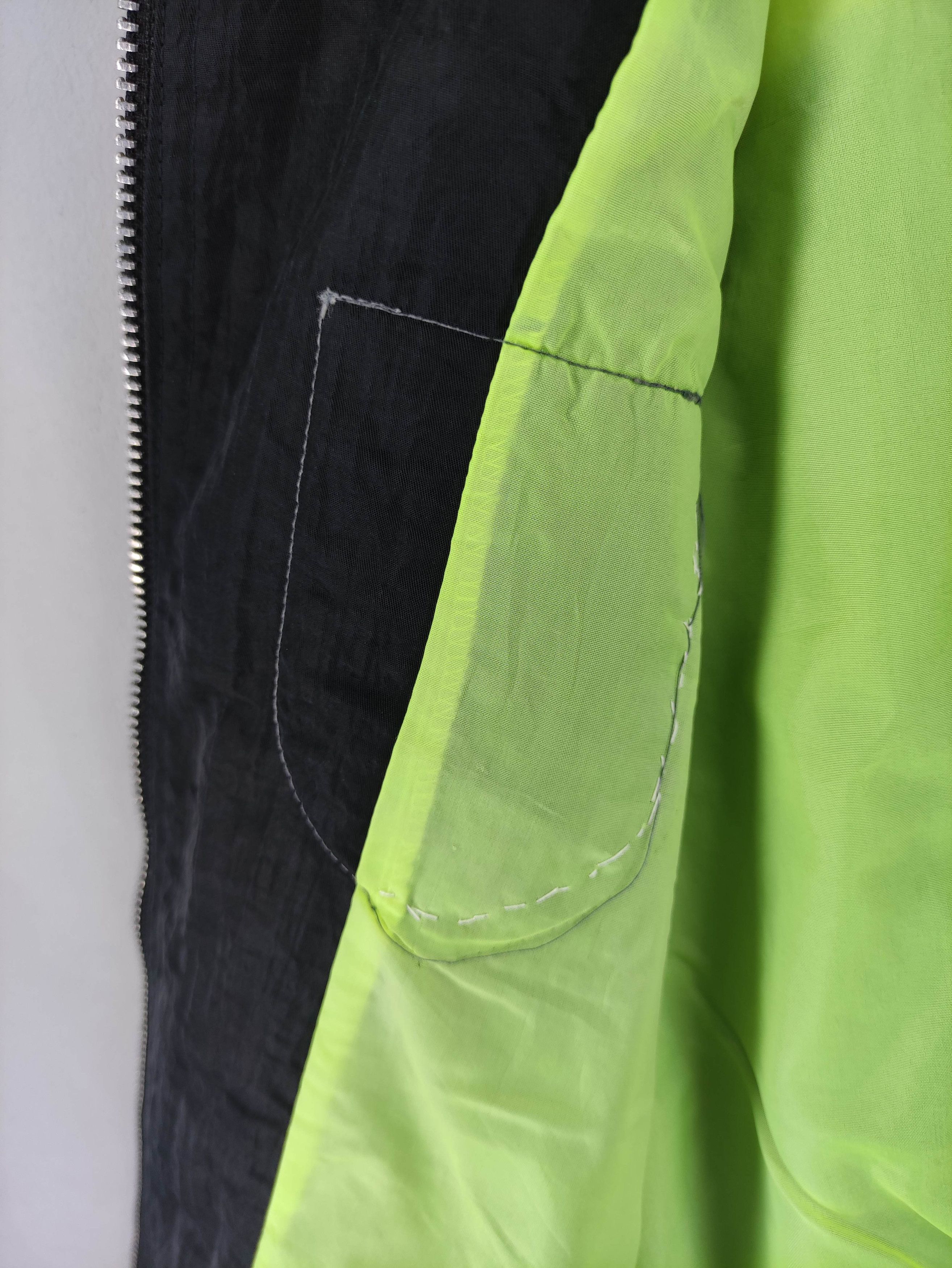 Japanese Brand Vintage Ski Nordica Bomber Pacth Jacket Zipper Size US S / EU 44-46 / 1 - 7 Thumbnail