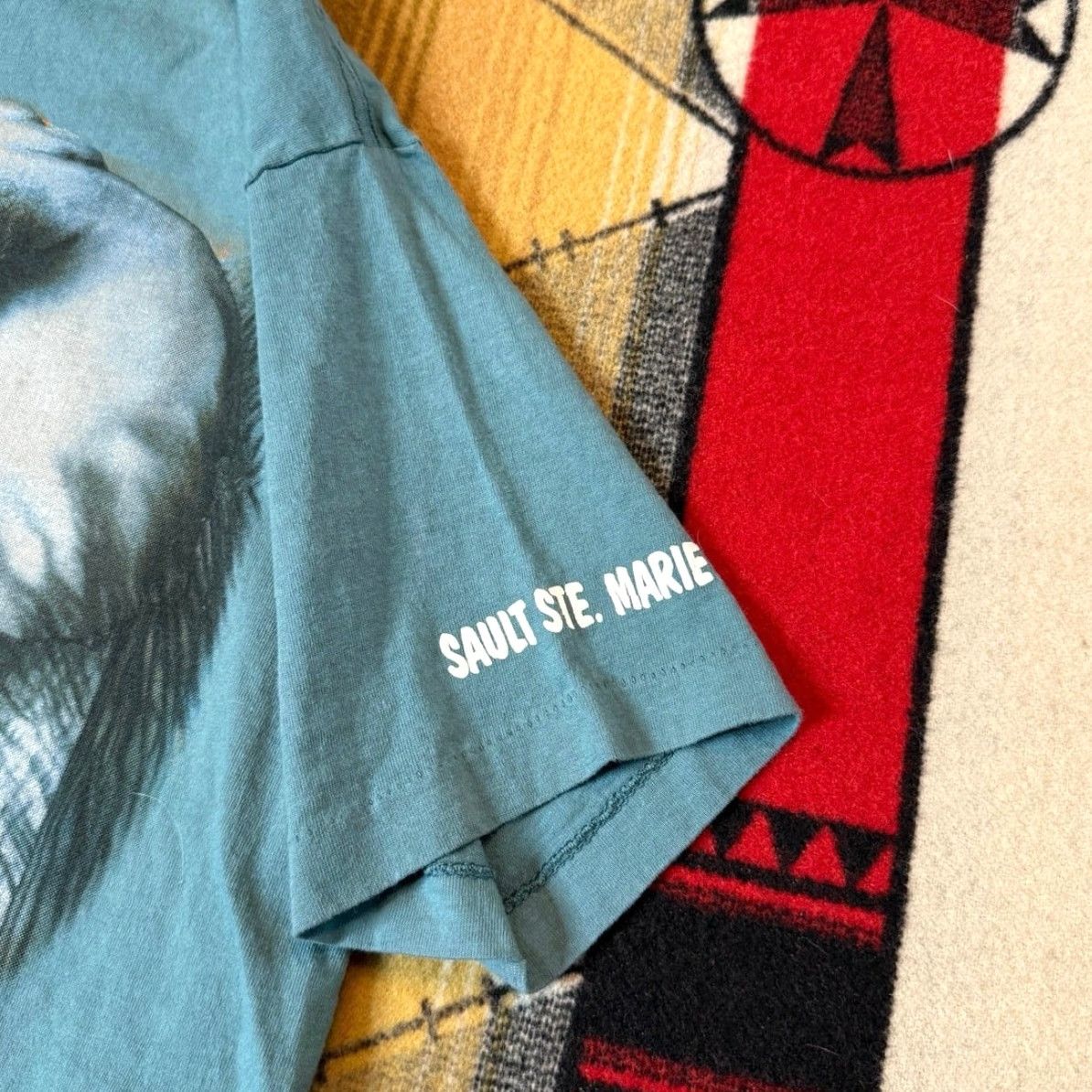 TEE JAYS VINTAGE 90s Elephant Big Graphic T-Shirt Tee jays Blue M Men Crew Neck Short Sleeve/Single Stitch? Size US M / EU 48-50 / 2 - 4 Thumbnail