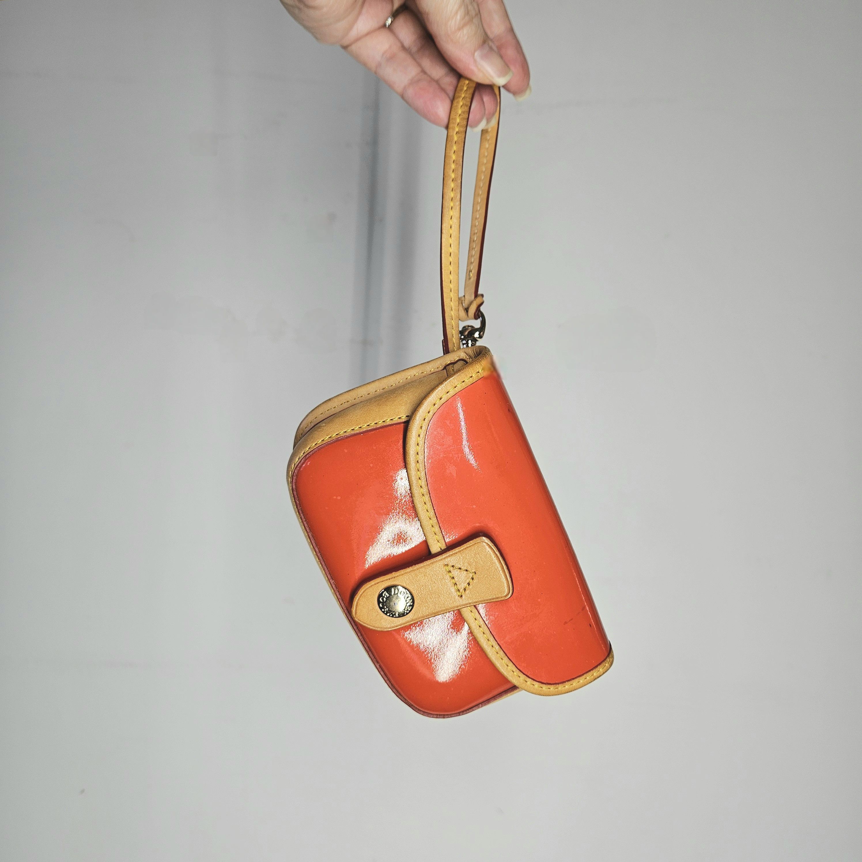 Dooney & Bourke Dooney & Bourke 6x4x1" Wristlet Vintage Wallet Purse Patent Size ONE SIZE - 7 Thumbnail