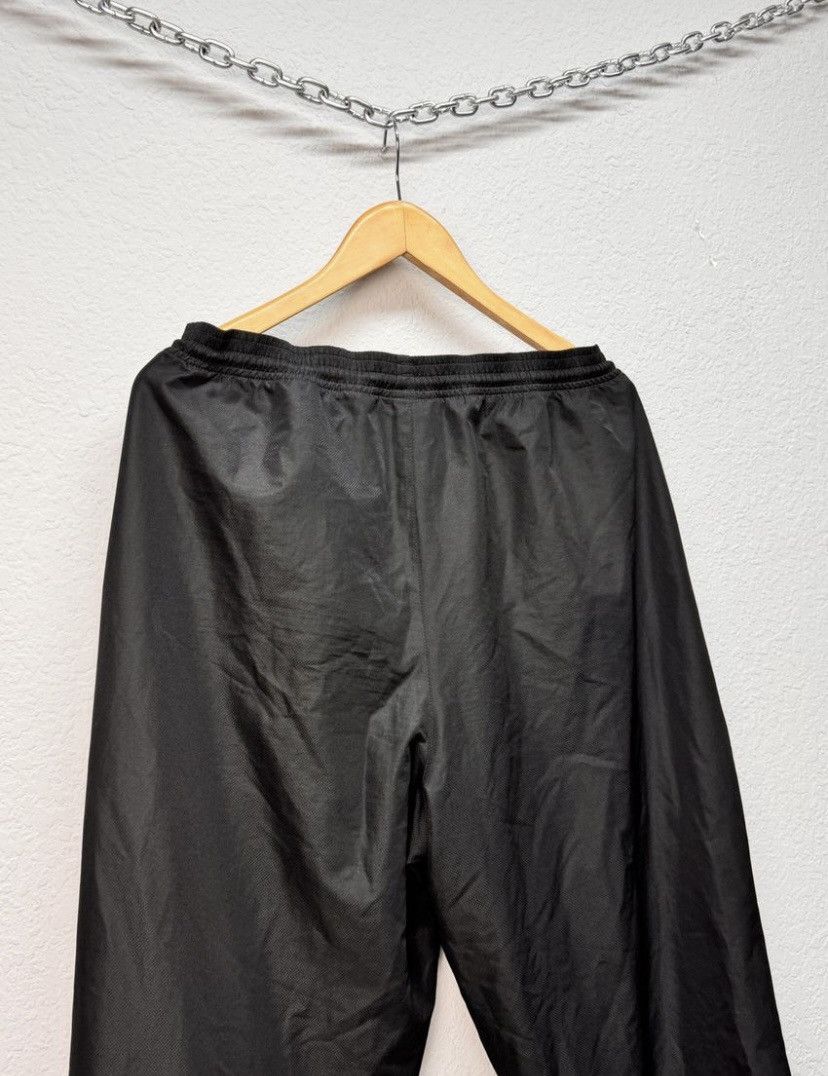 Lacoste Lacoste Nylon Sweatpants Vintage Size US 34 / EU 50 - 11 Thumbnail