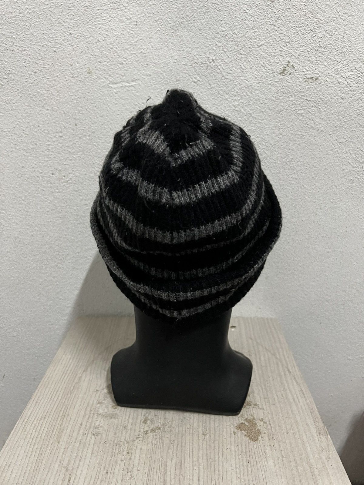 Japanese Brand Japanese Brand Uniqlo Striped Jail Beanie Hat Size ONE SIZE - 5 Thumbnail