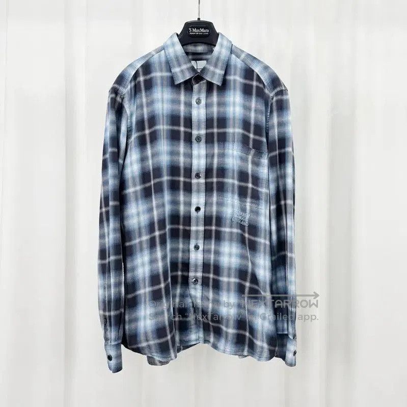 Burberry Burberry Blue Gray Long Sleeve Men's Shirt. Size US XL / EU 56 / 4 - 1 Thumbnail