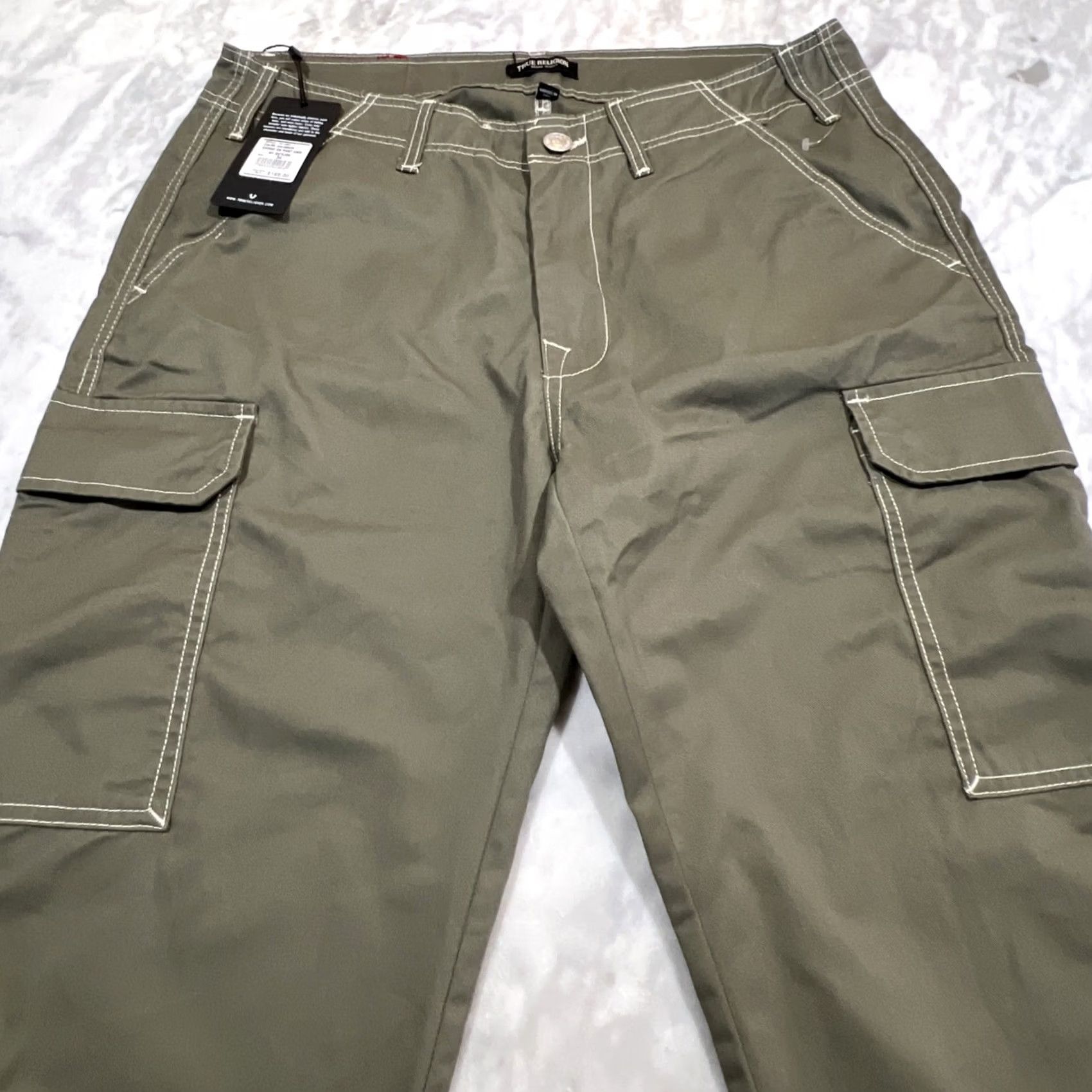 True Religion True Religion Mens Cargo Pant SN Olive Kalamata Size 34 Outline NWT PantMen MSRP69 Size US 34 / EU 50 - 3 Thumbnail