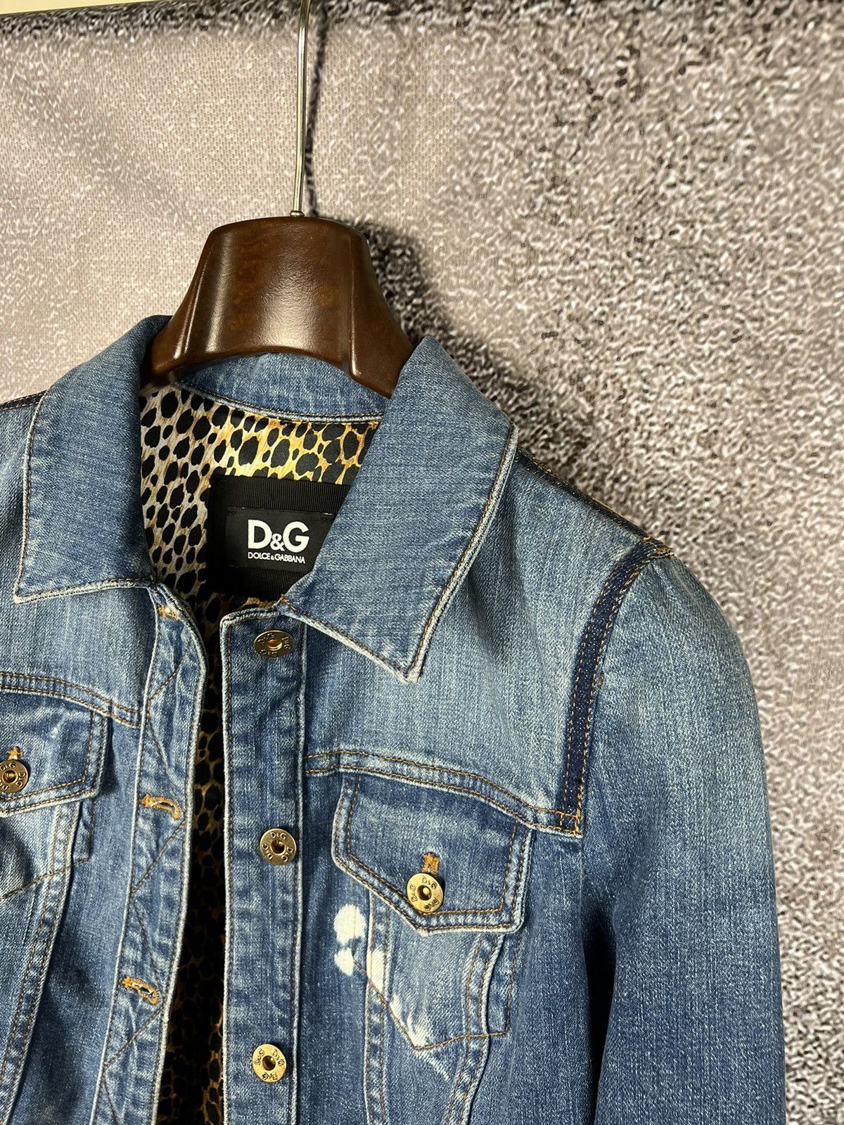 Designer × Dolce & Gabbana Dolce & Gabbana denim trucker jacket animal dotted ornaments Size M / US 6-8 / IT 42-44 - 7 Thumbnail