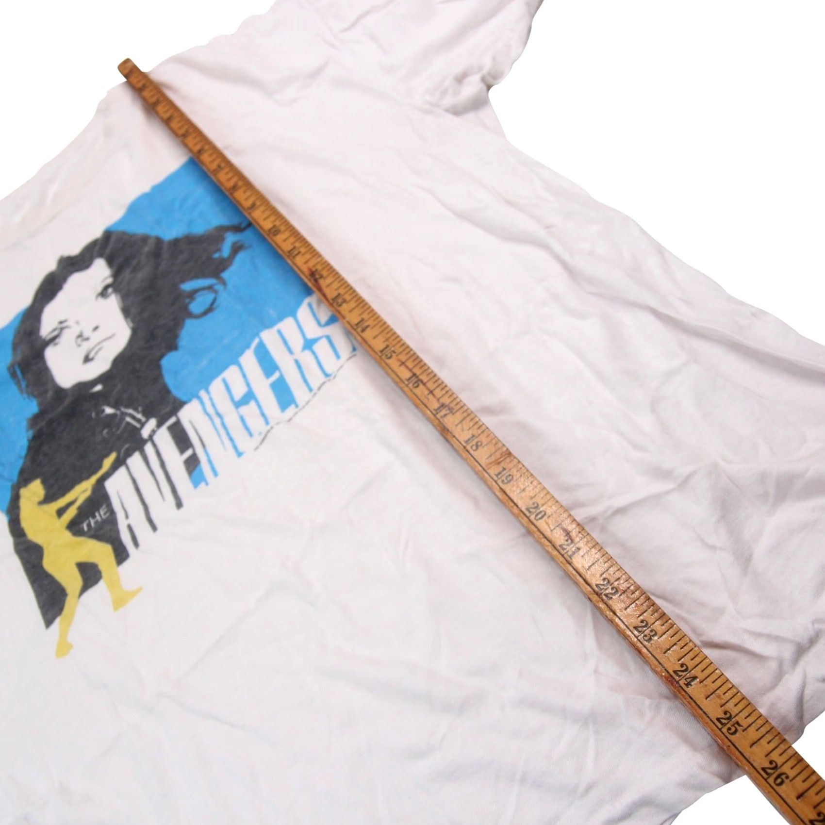 Vintage VINTAGE The Avengers Mens T-Shirt White 1987 Medium Graphic Shirt 1980s TV Show Size US M / EU 48-50 / 2 - 7 Thumbnail