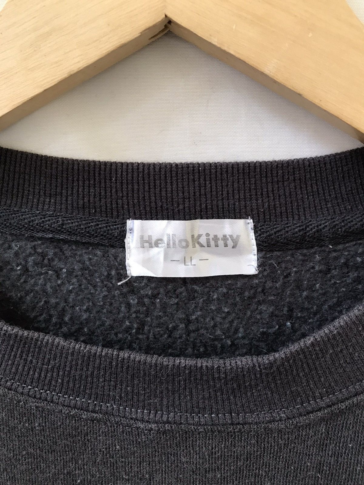 Anime Vintage Hello kitty Sweatshirt Size US L / EU 52-54 / 3 - 4 Thumbnail