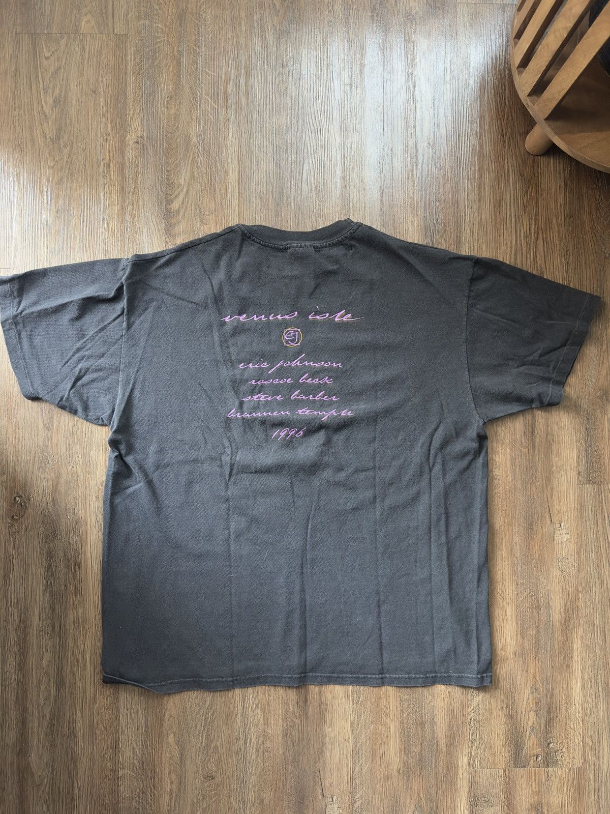 Other Vintage 1996 Eric Johnson “Venus Isle” Tour Tee Size US XL / EU 56 / 4 - 2 Thumbnail