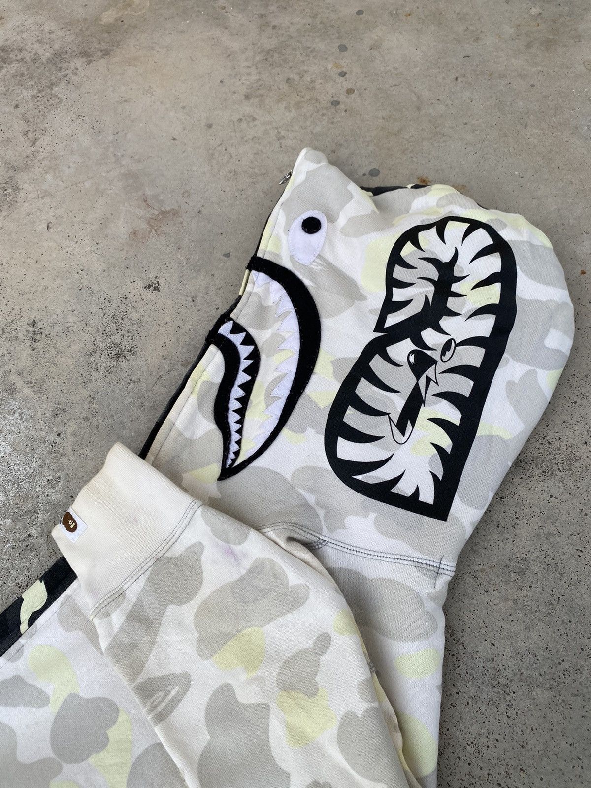Bape City Camo Shark Half Full Zip Hoodie Size US M / EU 48-50 / 2 - 5 Thumbnail