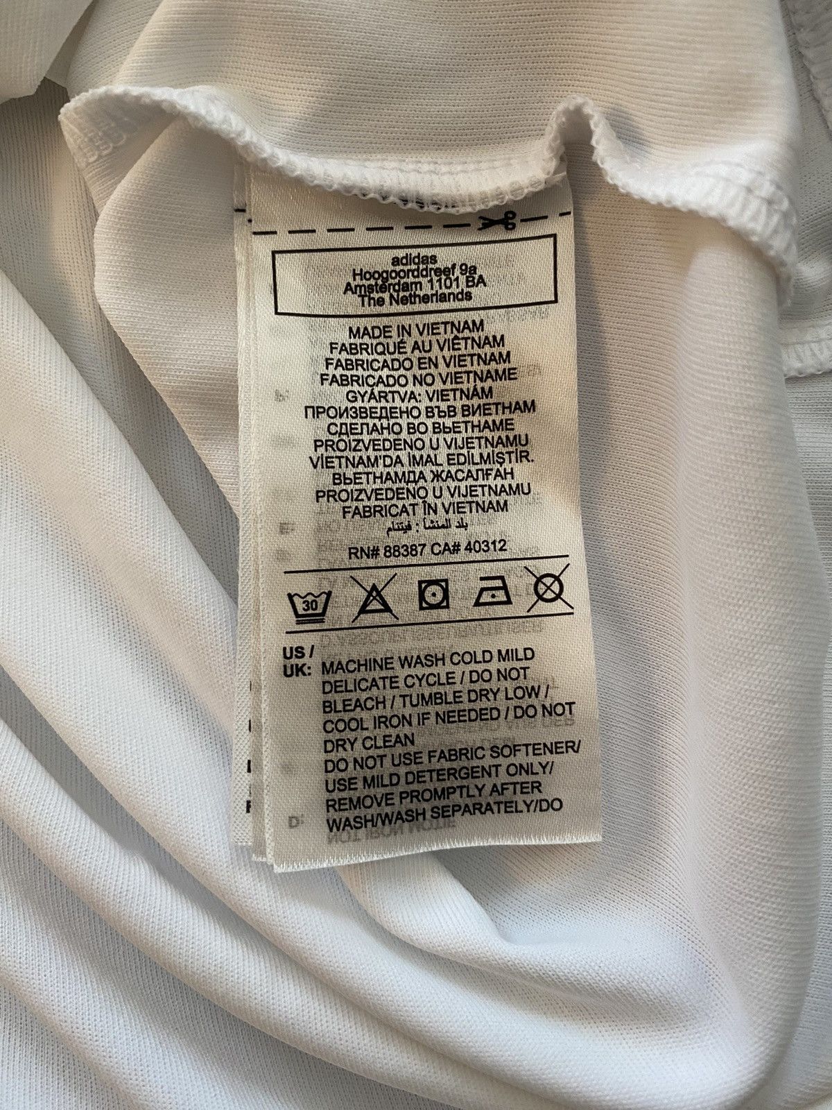 Adidas adidas Training T-Shirt Size US L / EU 52-54 / 3 - 4 Thumbnail