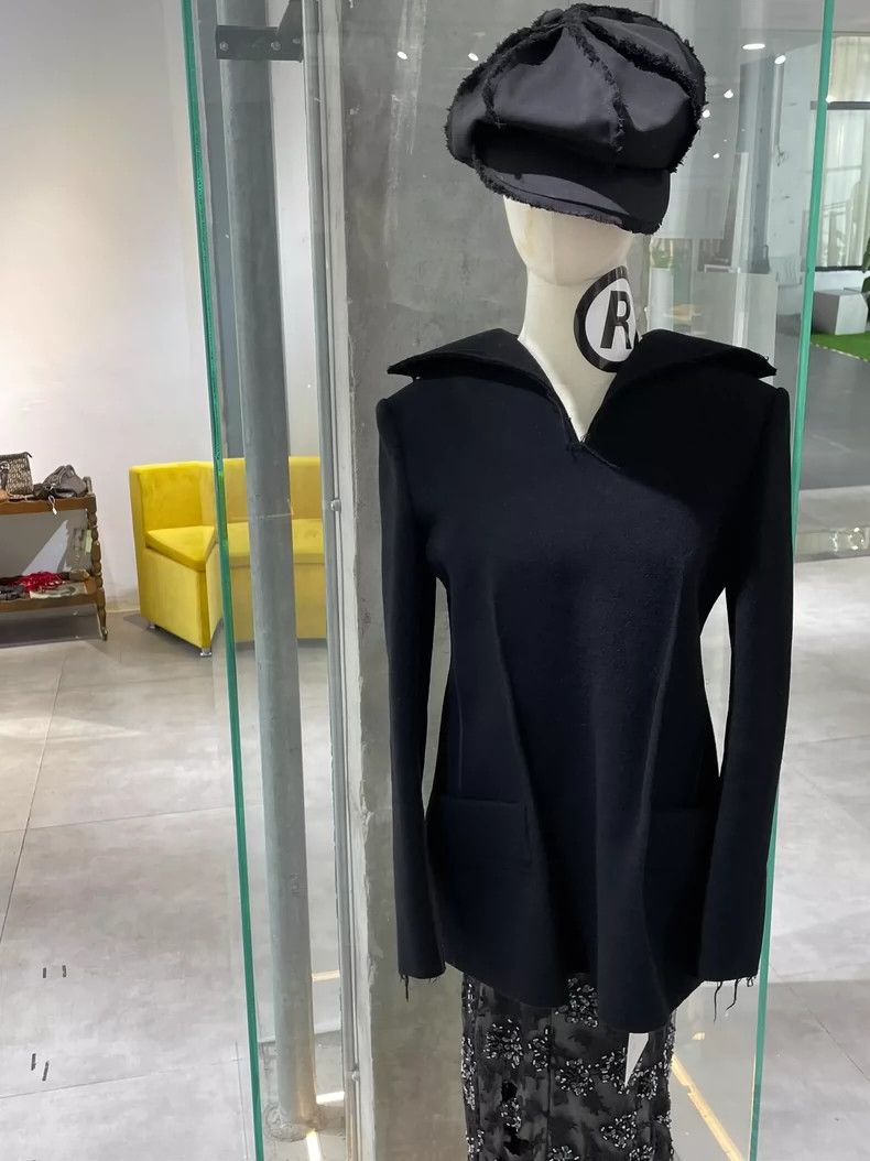 Yohji Yamamoto yohji yamamotoFall/Winter 2019 LOOK 9/39 Wool Jacket 2503-N Size US S / EU 44-46 / 1 - 4 Thumbnail
