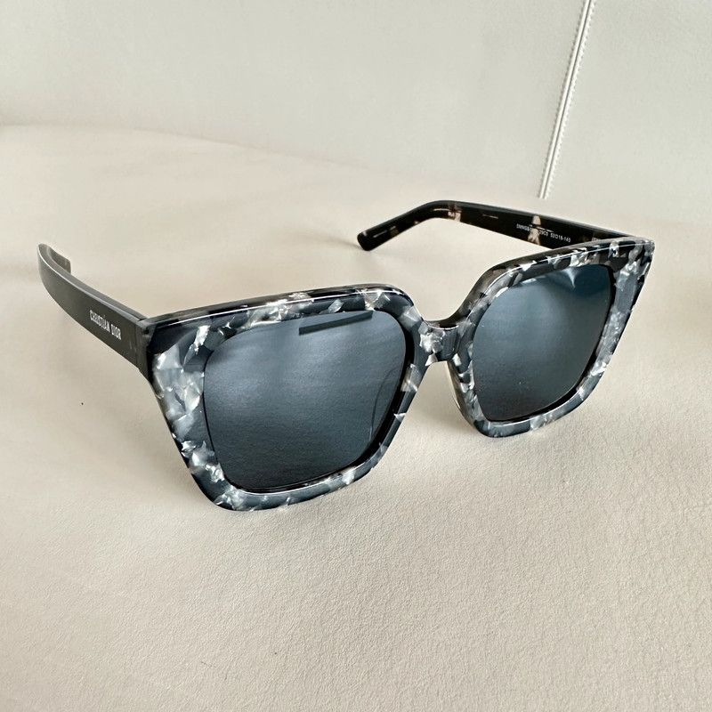 Dior NEW (!) DiorMidnight S1I Black Square Sunglasses. RRP €360. Size ONE SIZE - 6 Thumbnail