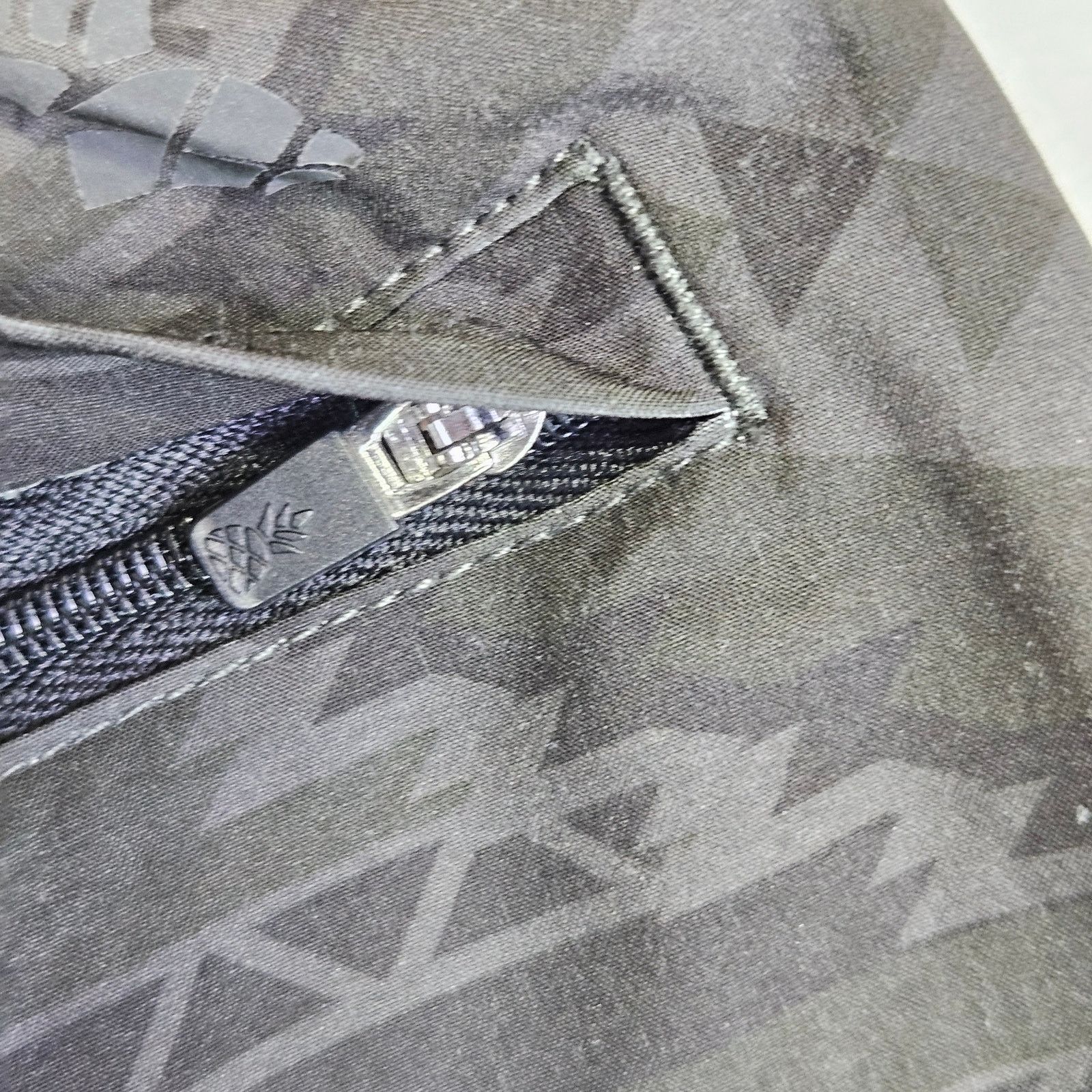 Chubbies Chubbies Quests 5.5” Ultimate Training Shorts Aztec Hybrid Size US 30 / EU 46 - 8 Thumbnail