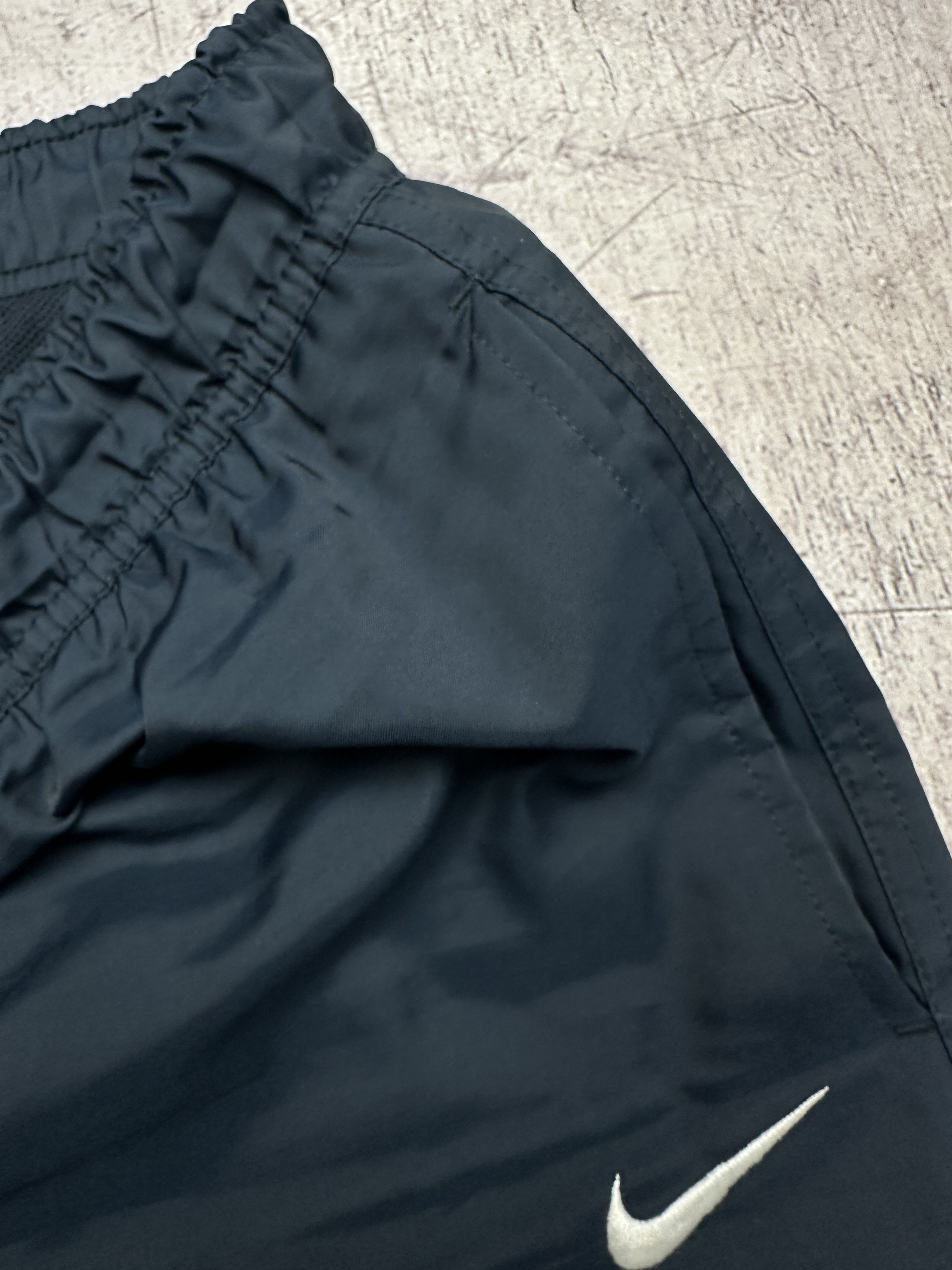 Nike Nike Mens Nylon Cargo Shorts Size US 32 / EU 48 - 4 Thumbnail