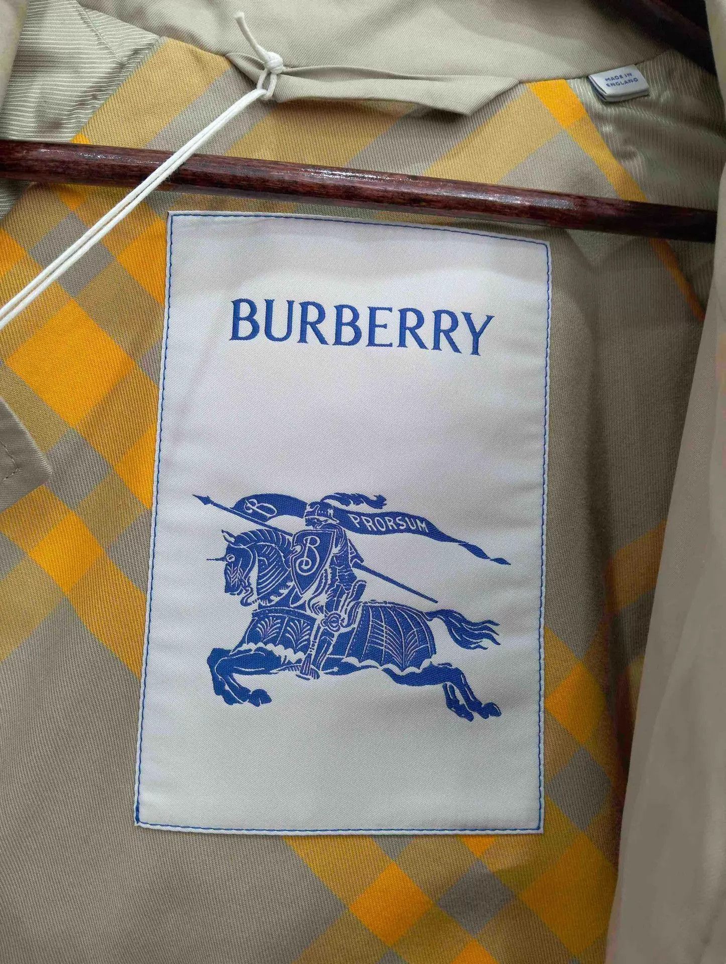 Burberry Burberry Solid Trench Coat Size 48 Size US M / EU 48-50 / 2 - 3 Thumbnail