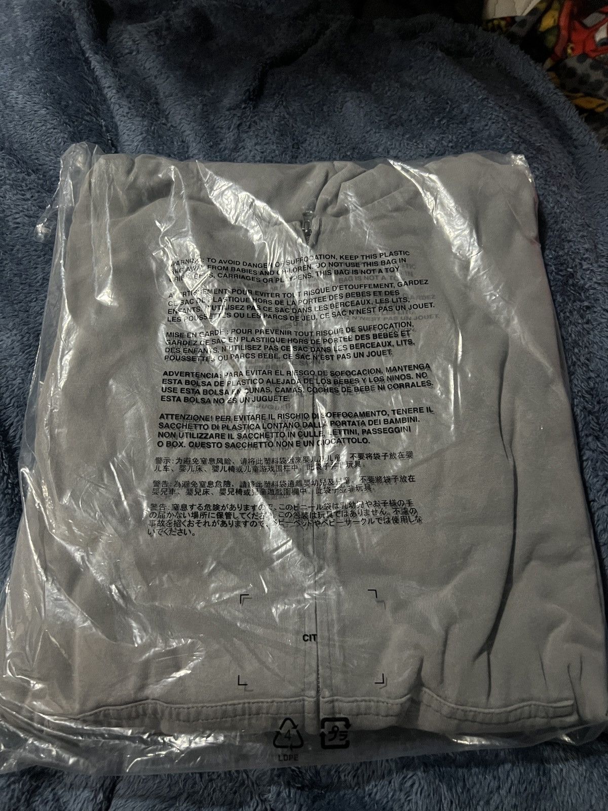 Gap × Yeezy Yezzy X gap Grey exclusive zip up hoodie -size medium Size US M / EU 48-50 / 2 - 2 Thumbnail